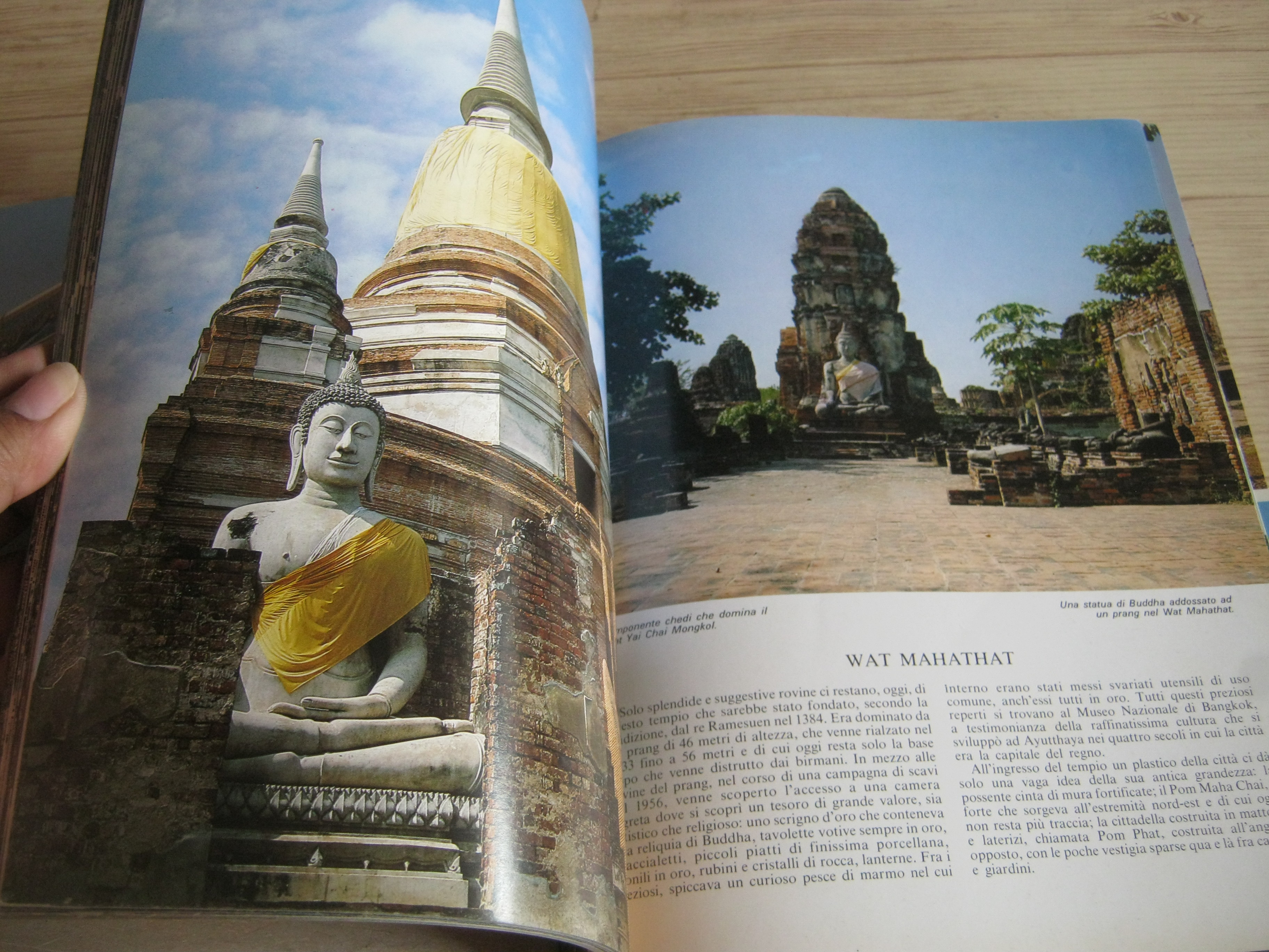 BANGKOK AYUTTHAYA PATTAYA EDIZIONE ITALIANA By Giovanna Magi (ภาพสี่สีทั้งเล่ม)