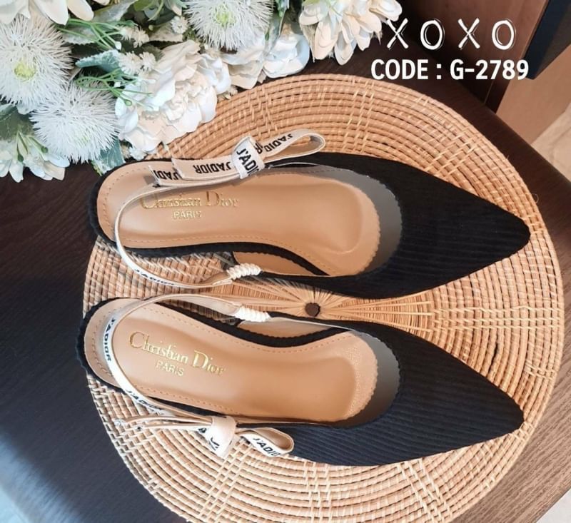 Christian dior Thick Low Heel Shoes งานสวม ชนช้อป วัสดุผ้าลายลูกฟูก นุ่มมาก ส้นแท่ง ใส่สบายไม่เมื่อย น้ำหนักเบา แมทส์ชุดง่าย