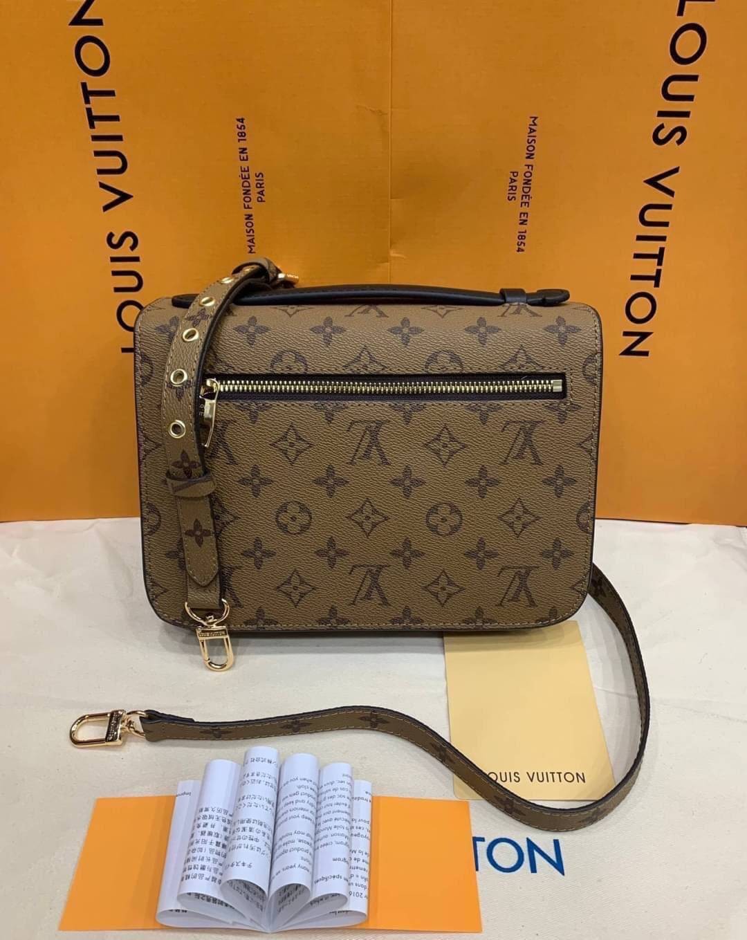 หนังแท้ LOUIS VUITTON POCHETTE MÉTIS พร้อมส่งที่ไทย 2Colors MONOGRAM REVERSE