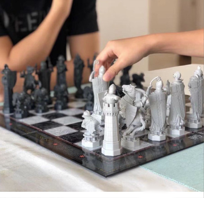 ชุดหมากรุกสากลพ่อมดแฮรี่พอตเตอร์ (Wizard Chess Harry Potter)