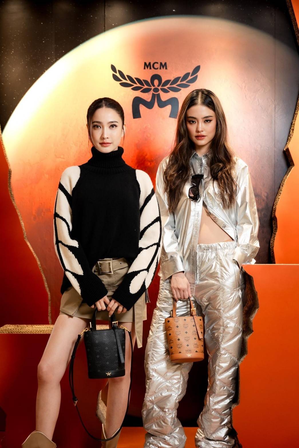 M.C.M AREN BUCKET TOTE IN VISETOS กระเป๋าทรงบัคเก็ต ขนาดกำลังสวย ไอเท็มใหม่ เกรดท็อปออริ 1:1 สลับแท้