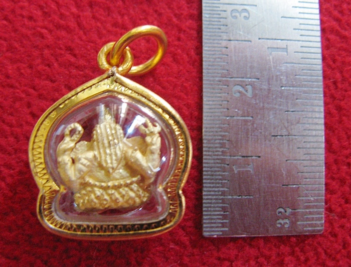 สินค้าหมดค่ะ จี้พระพิฆเนศปางรีนาโมจัน คณปติ(ช่วยขจัดหนี้สิน อุปสรรค ทวีทรัพย์)ทรงอ้วน เนื้อทองพ่นทรายเลี่ยมทองไมครอนพร้อมใบคาถาค่ะ