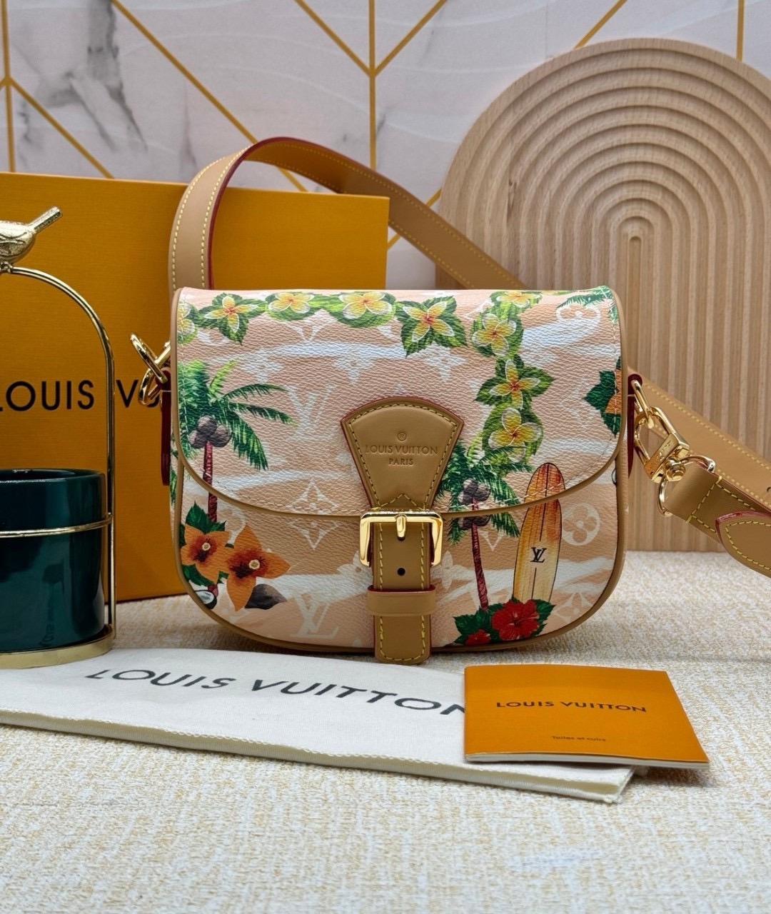 LV Montsouris PM Messenger Bag / LV Limited Bag กระเป๋าสะพายลวดลายฤดูร้อนสวยงาม รุ่นลิมิเต็ดมีจำนวนจำกัด เกรดออริ 1:1 ใช้งานต่างประเทศได้