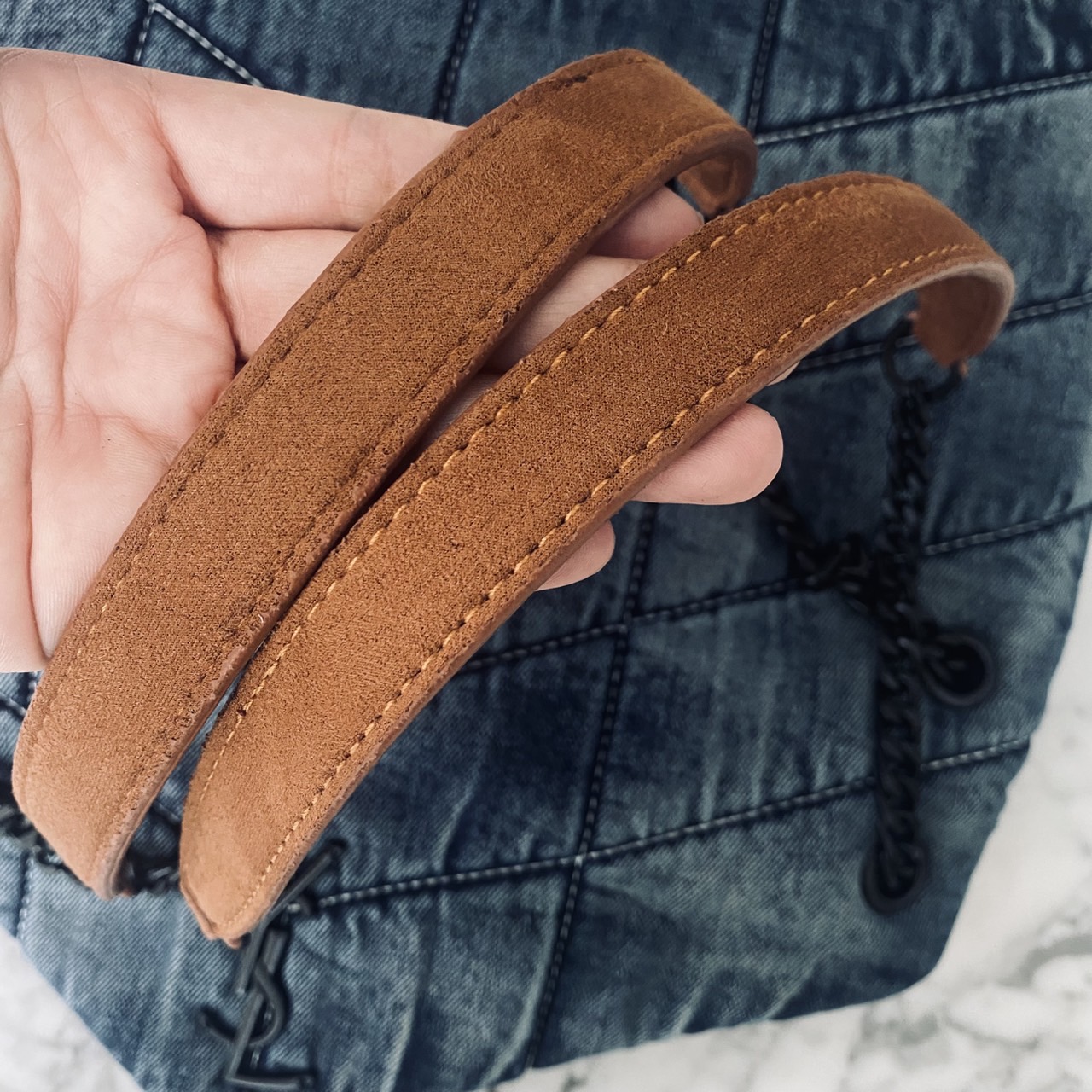 YSL Puffer denim shoulder bag กระเป๋าสะพายเดนิมฟอก สวยเท่ห์คลาสสิกลายเชฟล่อนเป็นเอกลักษณ์ รุ่นเดนิมยอดนิยม ทรงสวย ใช้ได้บ่อยไม่มีเบื่อ ดีไซน์เรียบหรู