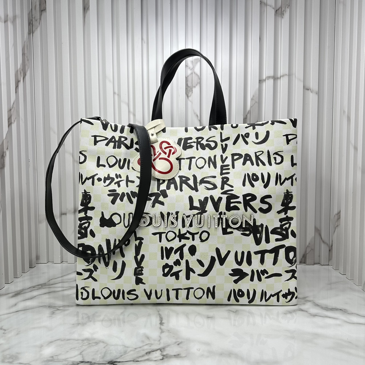 ORI หนังแท้ | LV Shopper Tote MM bag / striking black ink handwriting pattern กระเป๋าทรงโท้ทใบใหญ่ แต่งลายตัวอักษรแบบลายมือเต็มใบ