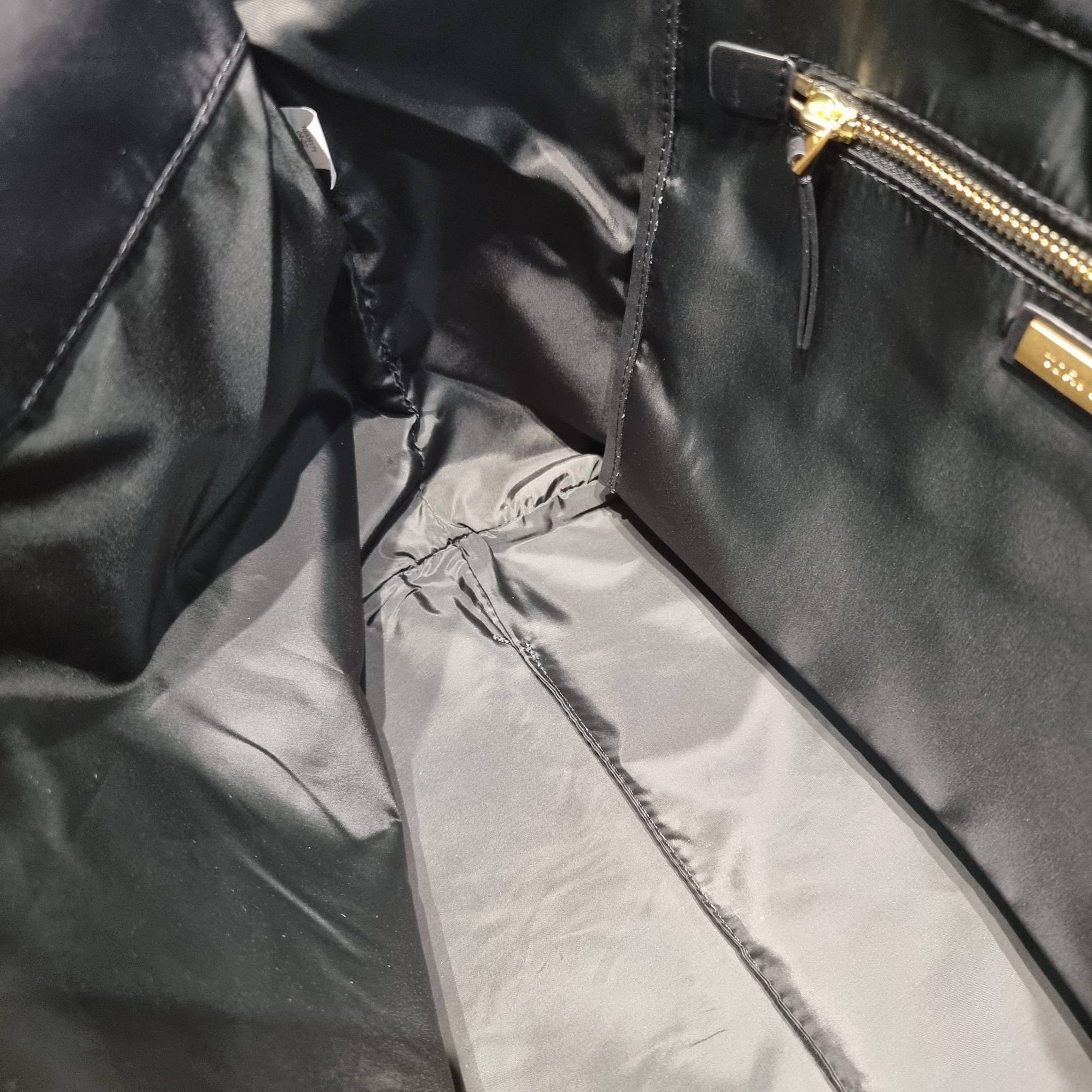 TORY BURCH Ella Chain Tote Bag / TORY TOTE NYLON BAG พร้อมส่ง 4 สี กระเป๋าสะพายทรงโท้ทใบใหญ่ จุของไปเลยแน่นๆ รูปทรงคลาสสิคชวนใช้ โดดเด่นด้วย patch โลโก้ แนะนำรีบสั่งใช้ไปสวยก่อนใครได้เลยน้า