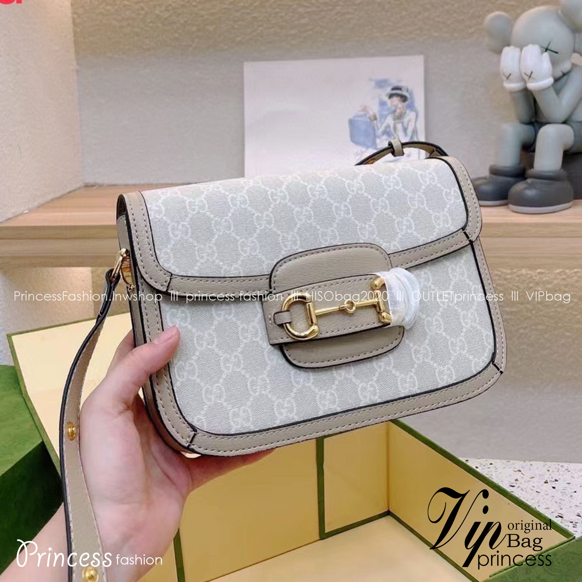 Gucci horsebit 1955 shoulder bag / GUCCI BAG พร้อมส่ง 5 สี กระเป๋าสะพายไหล่/สะพายข้างทรงคลาสสิค สวยผู้ดี ดารา เซเลปใช้กันเพียบ สวยอยู่ทรง มากี่รอบก็ไม่เคยพอ!! รุ่นเด็ดสุด!! ฮ็อตสุด!