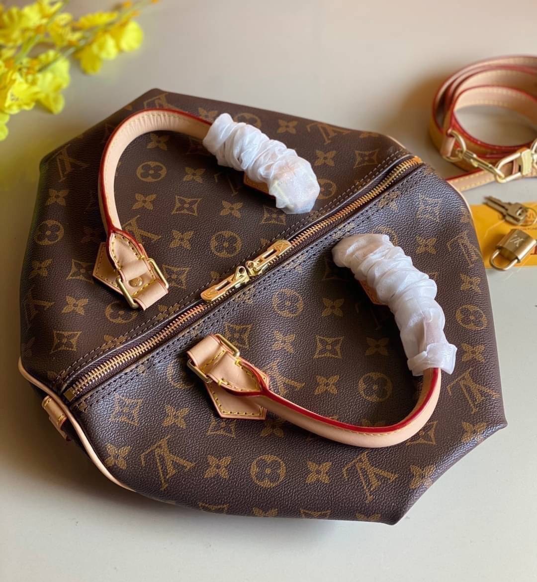 LV Speedy 30 Damier Monogram / Speedy Bandoulière 30 เกรดออริจินอล พร้อมส่งที่ไทย ภาพสินค้าถ่ายจากงานขายจริง ใช้งานต่างประเทศได้
