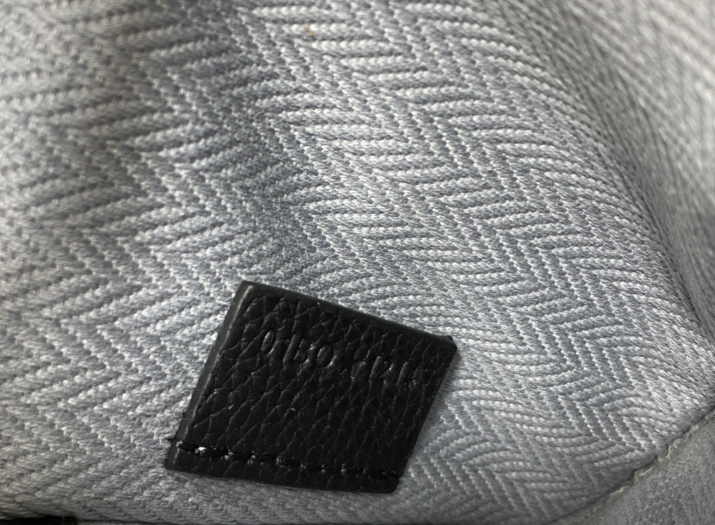 ORI หนังแท้ | DIOR Mini Saddle Bag Icons Leather black กระเป๋าสะพาย คาดอก เปิดตัวครั้งแรกในงานแฟชั่นโชว์ Summer 2025 ดีไซน์สุดไอคอนิกมาตีความใหม่ด้วยรูปทรงที่ทันสมัย