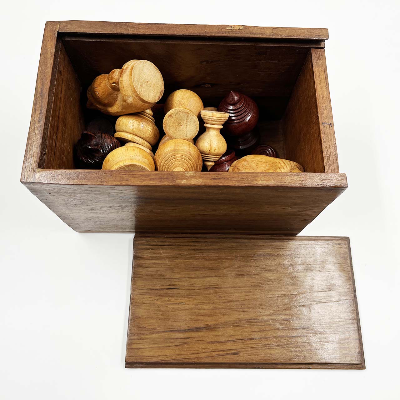 ตัวหมากรุกไทยไม้ชุดกุมภัณฑ์พร้อมกล่อง