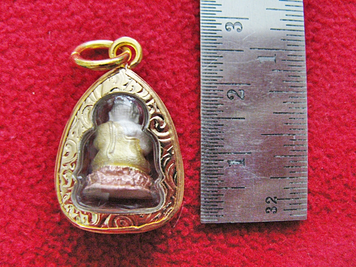 สินค้าหมดค่ะ จี้พระสังกัจจายน์ เนื้อสามกษัตริย์ เลี่ยมทองไมครอน เสริมดวงปีชวด ปี2559ค่ะ