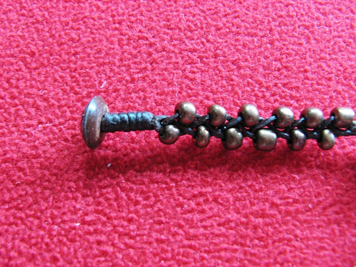 สร้อยข้อมือเชียกเทียนหอยเบี้ยค่ะ