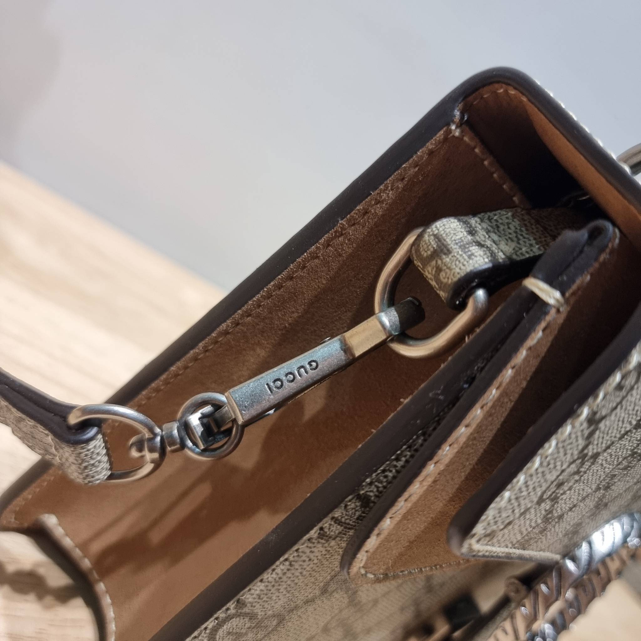 GG SMALL DIONYSUS TOP HANDLE BAG / SMALL DIONYSUS TOP HANDLE BAG / GUCCI BAG พร้อมส่งที่ไทย กระเป๋าสะพายรุ่นสุดคลาสสิค ดีไซน์ 2023 พร้อมหูจับในตัว