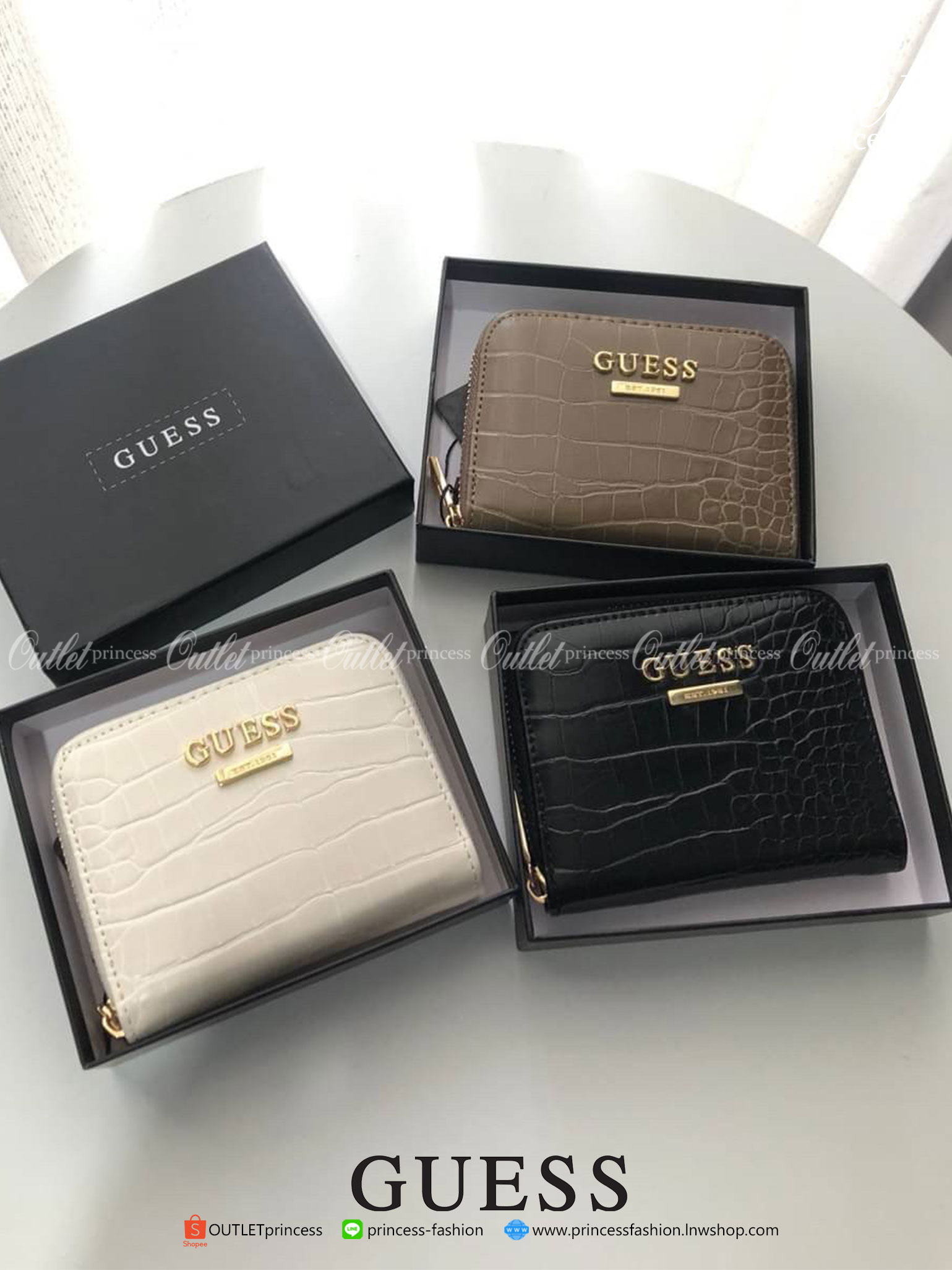 GUESS Basic Women Small Wallet กระเป๋าสตางค์แบบสั้น อะไหล่ทอง หนังปั้มลายสวยหรู