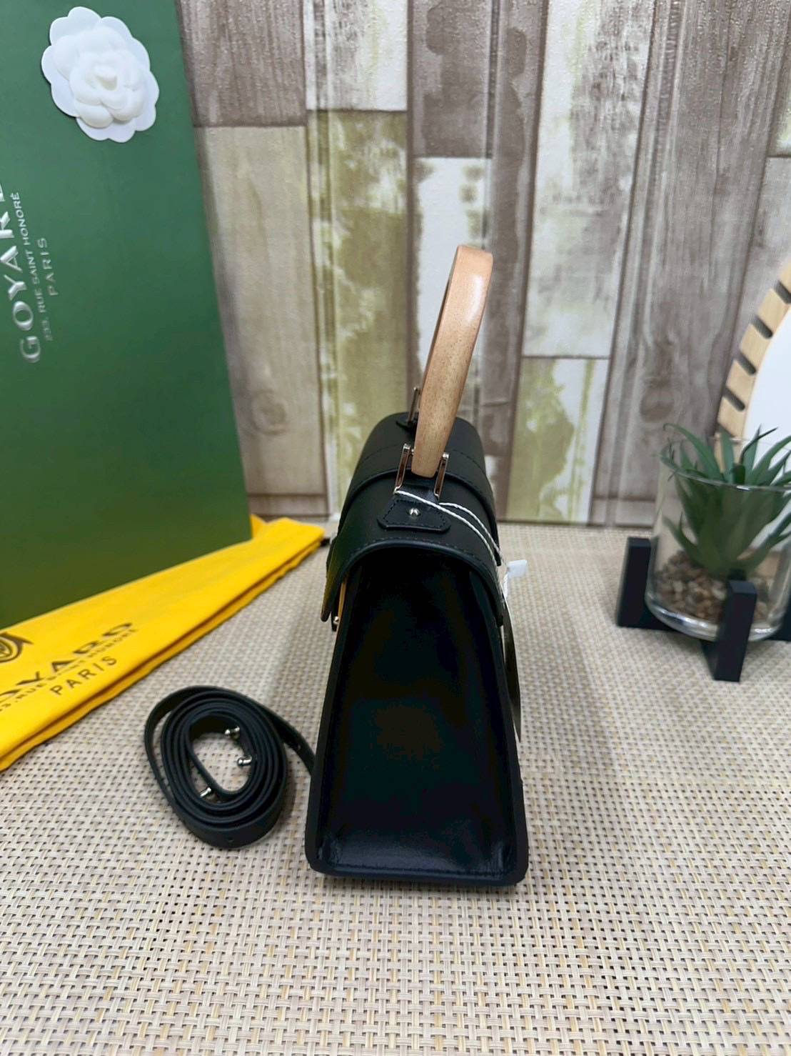 10 สี ORI หนังแท้ | GOYARD Saïgon Souple Mini Bag 20cm กระเป๋าถือ/สะพายดีไซน์หูจับไม้เป็นเอกลักษณ์ที่สวยหรูหราสง่างาม