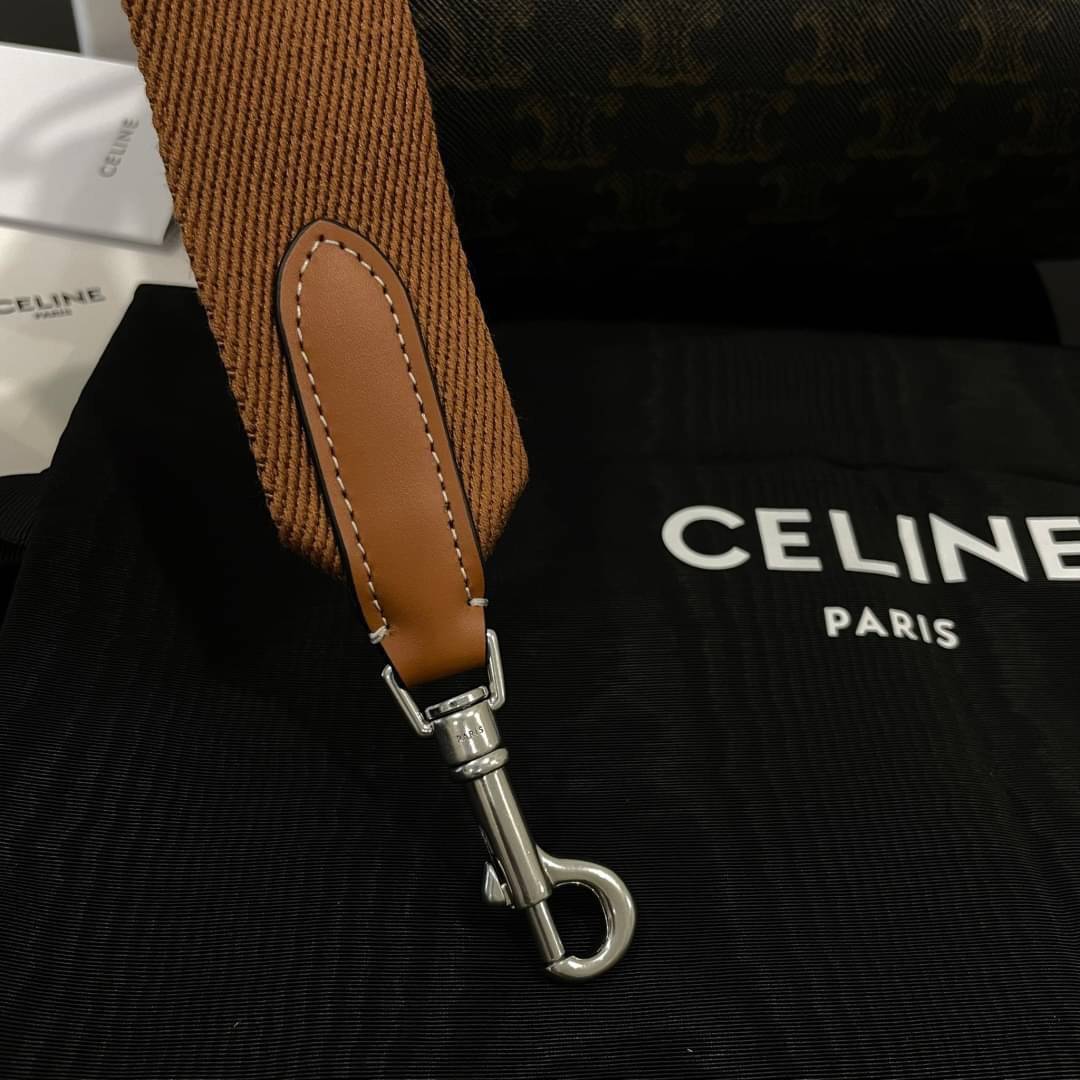 ORI CELINE cylinder bag in TRIOMPHE CANVAS Tan เกรดออริจินอล หนังแท้ พร้อมส่งที่ไทย ภาพถ่ายจากงานขายจริง ใช้งานต่างประเทศได้