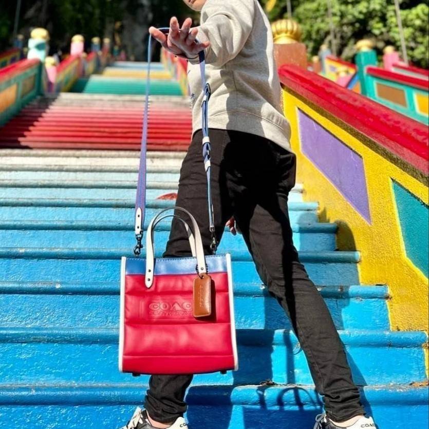 COACH CASUAL STYLE STREET STYLE 2WAY PLAIN LEATHER ELEGANT STYLE (C6958 C6852) 🌺 ที่สุด! ของที่สุด!! กระเป๋าถือ กระเป๋าสะพายรูปทรงสุดฮิต สุดคลาสสิค รุ่น UNISEX ที่ชิคๆ สบายๆ ได้ทั้งชายและหญิง// วัสดุหนังแท้ทั้งใบ ตัดเย็บด้วยหนังเนื้อนุ่มพิเศษ หนา 