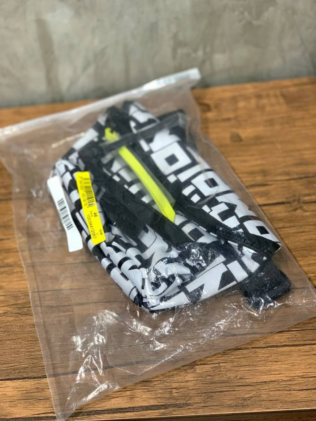 LONGCHAMP LE PLIAGE LGP BELT BAG M เท่ห์อย่างมีสไตล์กระเป๋าทรงคาดอกและคาดเอวดีไซน์แนวสปอร์ต เพิ่มความโดดเด่นทันสมัยด้วยลายซิกเนเจอร์