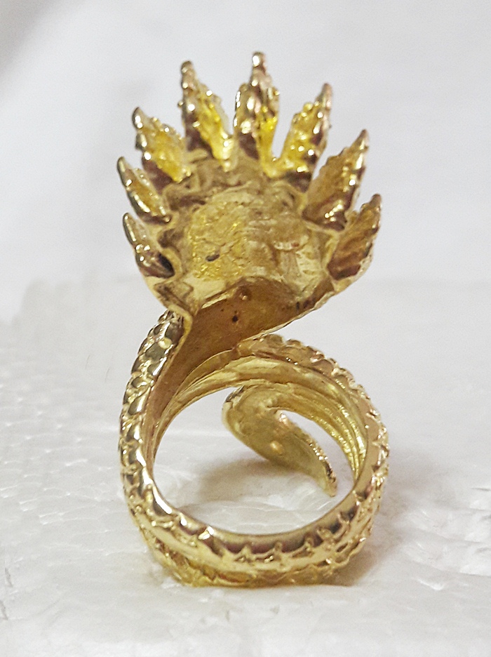 สินค้าหมดค่ะ แหวนพญานาค9เศียรเนื้อทองเหลือง เสริมอำนาจ คุ้มครองค่ะ