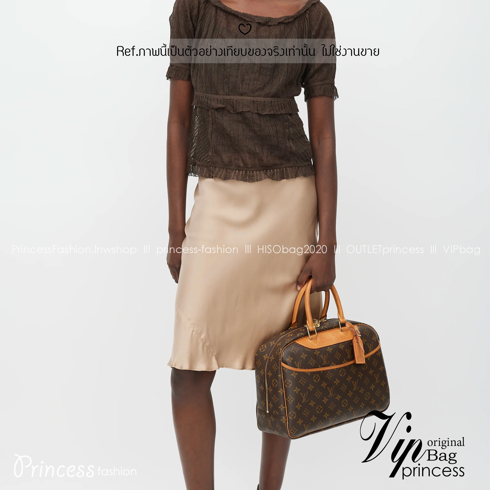 LV Monogram Trouville Handbag กระเป๋าสะพายดีไซน์คลาสสิควินเทจ รูปทรงใช้งานง่ายสะดวกคล่องตัว เรียบง่าย หรู ดูผู้ดี ปากกระเป๋ามีซิปเปิดปิด ภายในโล่งกว้าง พร้อมเสิร์ฟให้ในราคาน่ารักๆ