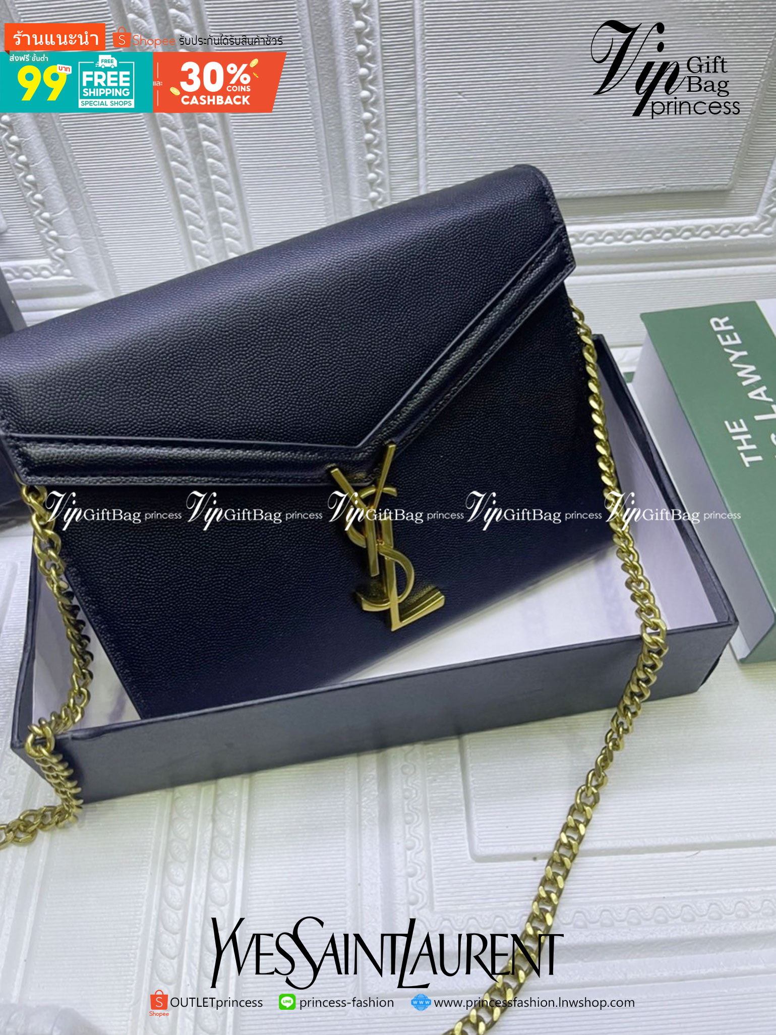 VIP 】YSL SAINT LAURENT Cassandra Chain Envelope Flap Bag กระเป๋าสะพายทรงแมสเซนเจอร์ น้อยแต่มากต้องยกให้รุ่นนี้เลยค่ะ มาพร้อมสายโซ่ทอง งานเปิดหน้าอะไหล่ทองสุดหรู วัสดุหนังแท้ Calfskin ทรงสี่เหลี่ยมหนังสวยหรูอยู่ทรงเปิดปิดด้วยฝาปิดโลโก้แบรนด์อะไหล่ทอง ภายใน