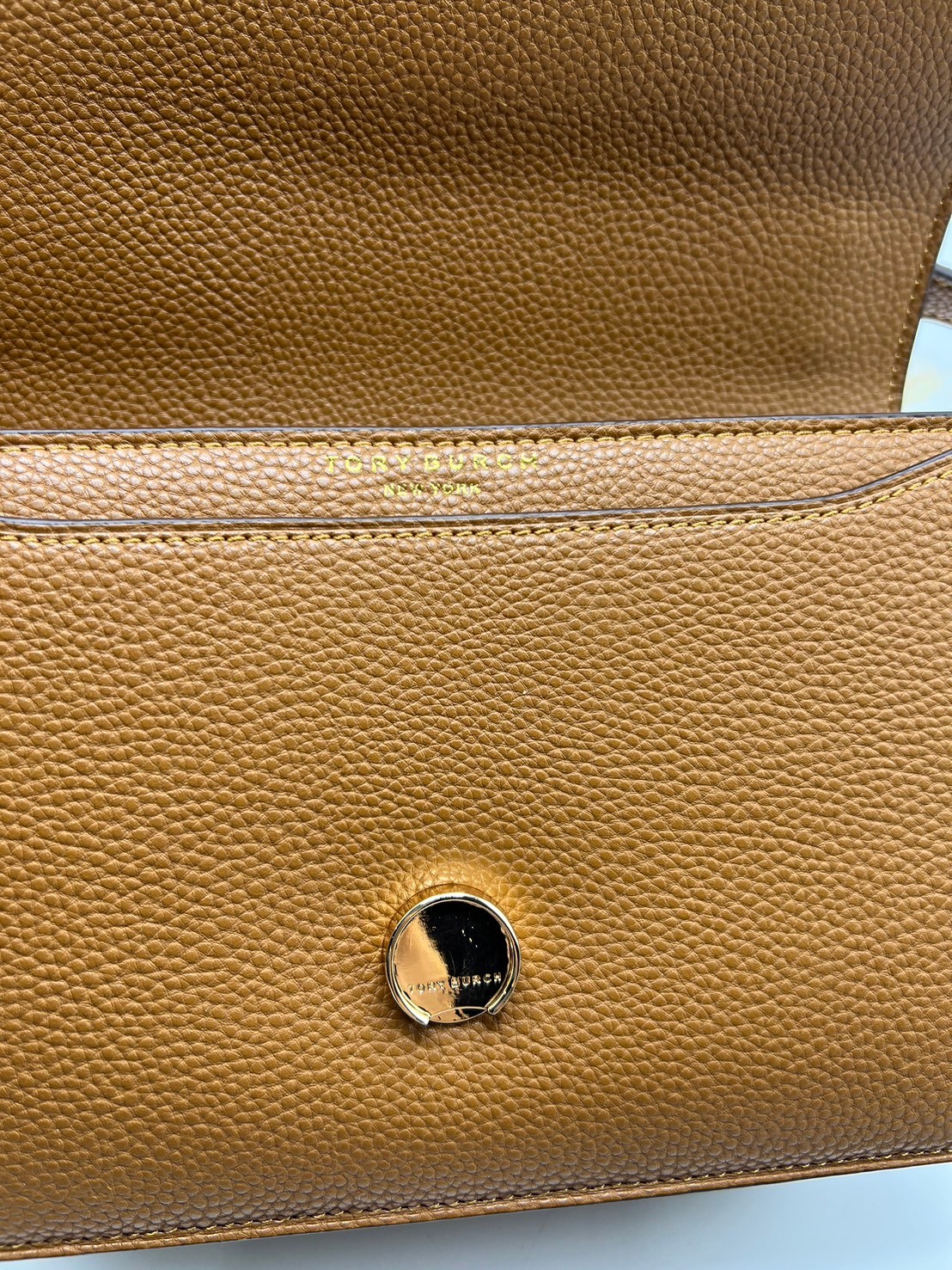 TORY BURCH MILLER LEATHER SHOULDER BAG กระเป๋าสะพายสวยหรู ผู้ดีทุกสี สายถอดได้ ถือเป็นคลัชได้ เกรดออริ สลับแท้ 1:1 ใช้งานต่างประเทศได้