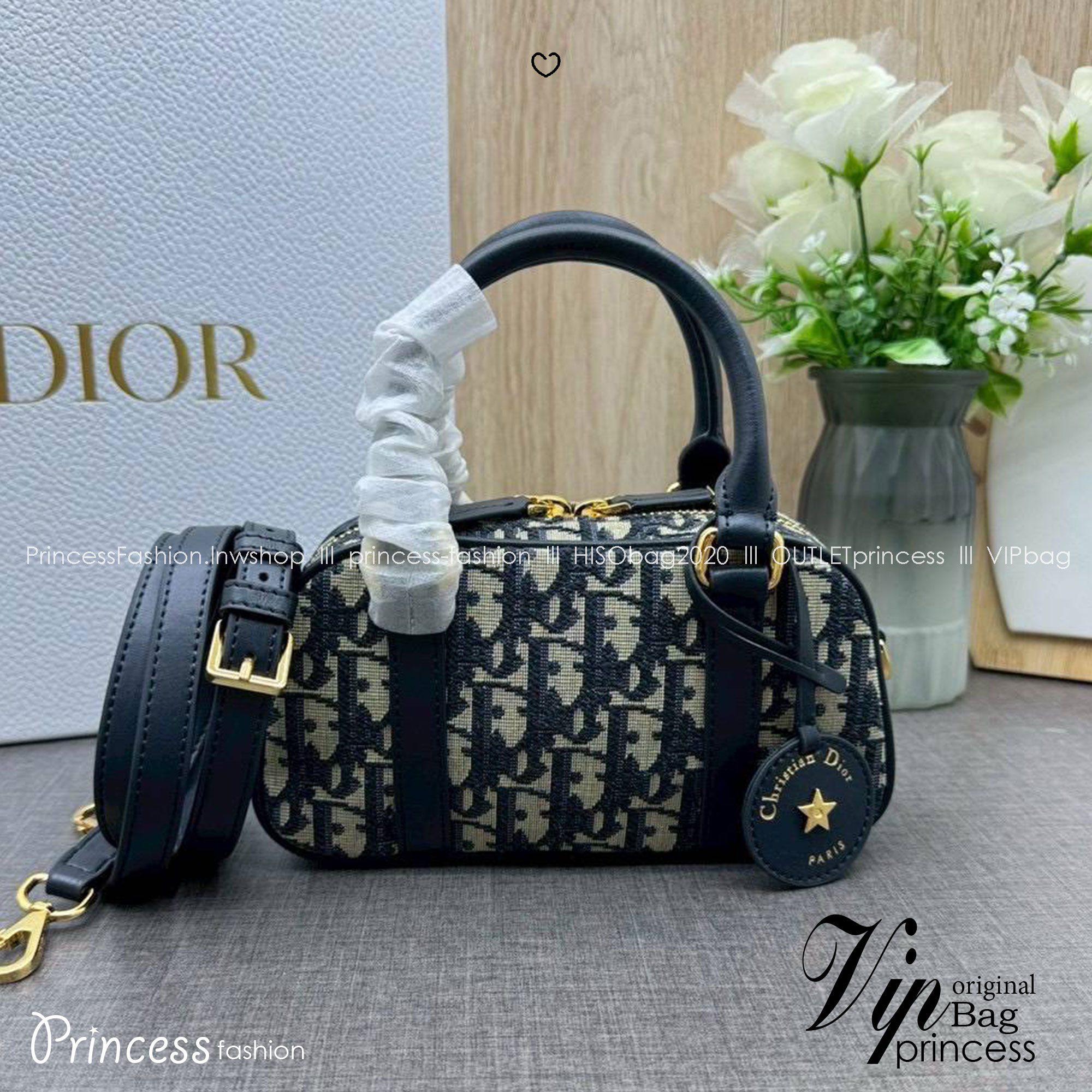 ORI หนังแท้ | DIOR D-Vibe East-West Nano Bag กระเป๋าทรงหมอนไซส์มินิน่ารัก ดีไซน์โบว์ลิ่งรูปทรงทันสมัยใช้งานง่ายจุของสำคัญได้ครบ สวยสง่างามเป็นเอกลักษณ์