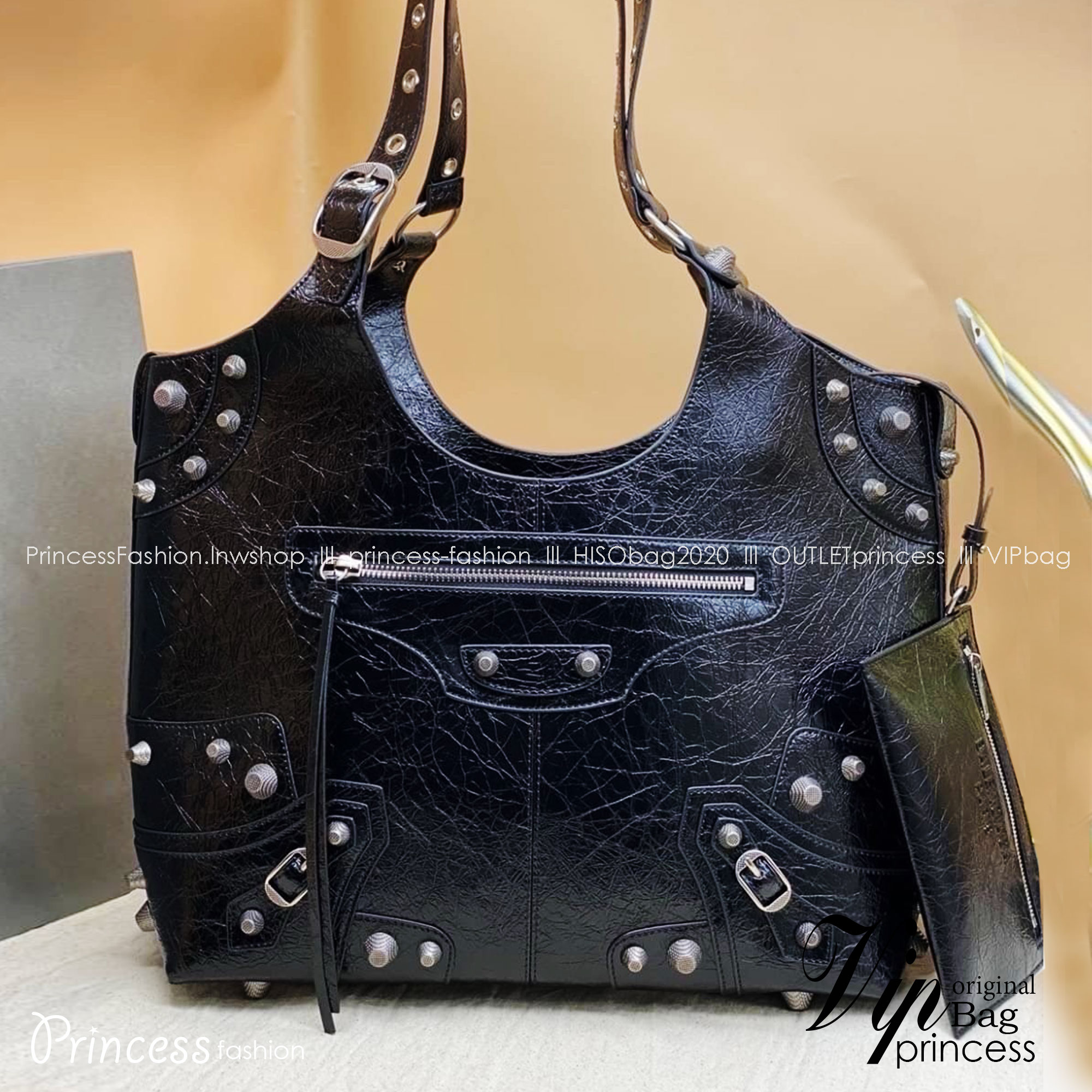 Balenciaga Le Cagole Medium Carry All tote bag กระเป๋าสะพายทรงโท้ท ใบใหญ่ สวยเท่ เกรดออริ 1:1 สลับแท้ ใช้งานต่างประเทศได้