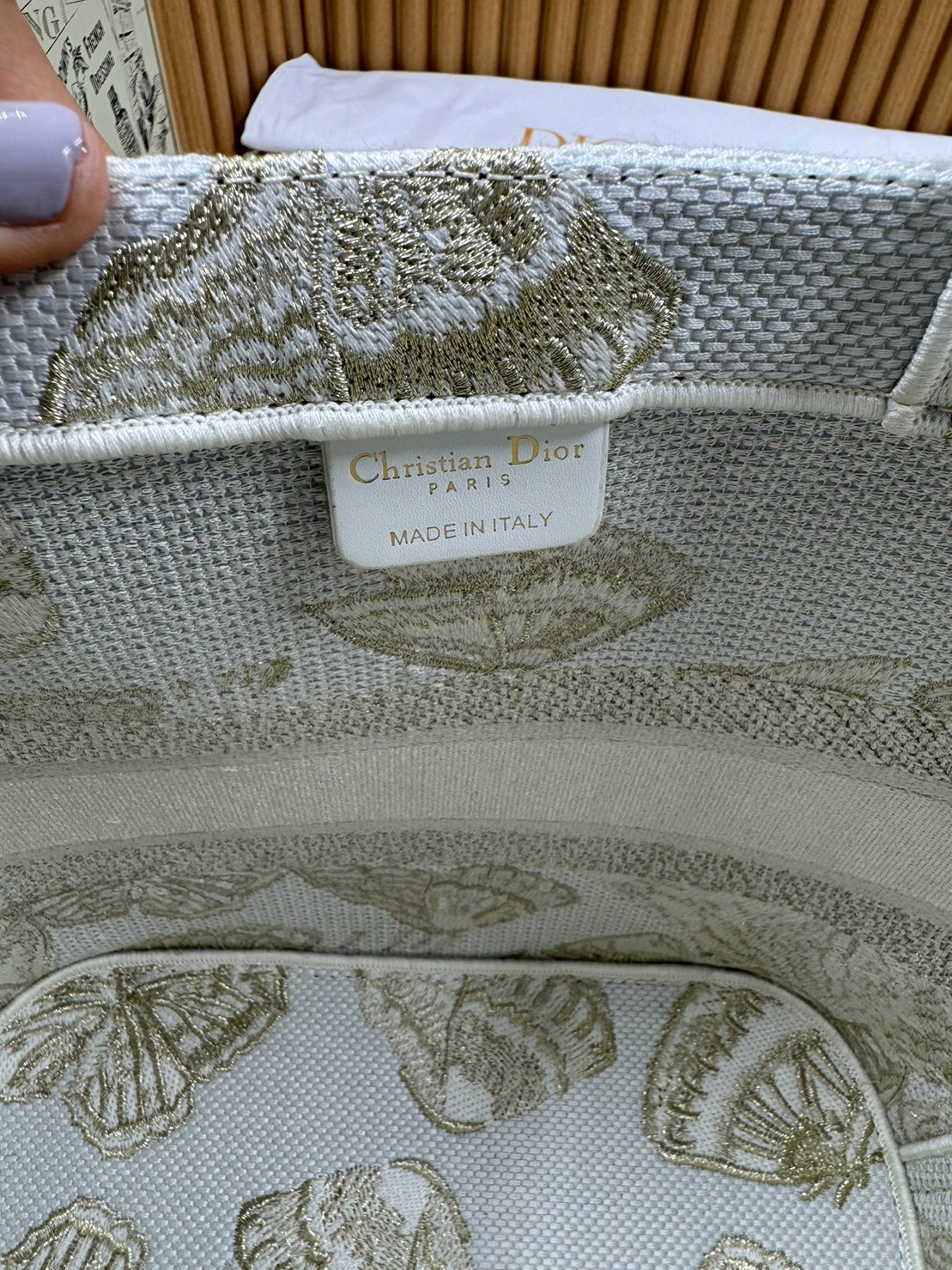 DIOR NEW LINE TOTE / DIOR KID TOTE / Dior Hat Basket Bag กระเป๋าทรงโท้ทรุ่นใหม่ เอกษณ์ความหรูหรา โดดเด่นสวยงาม