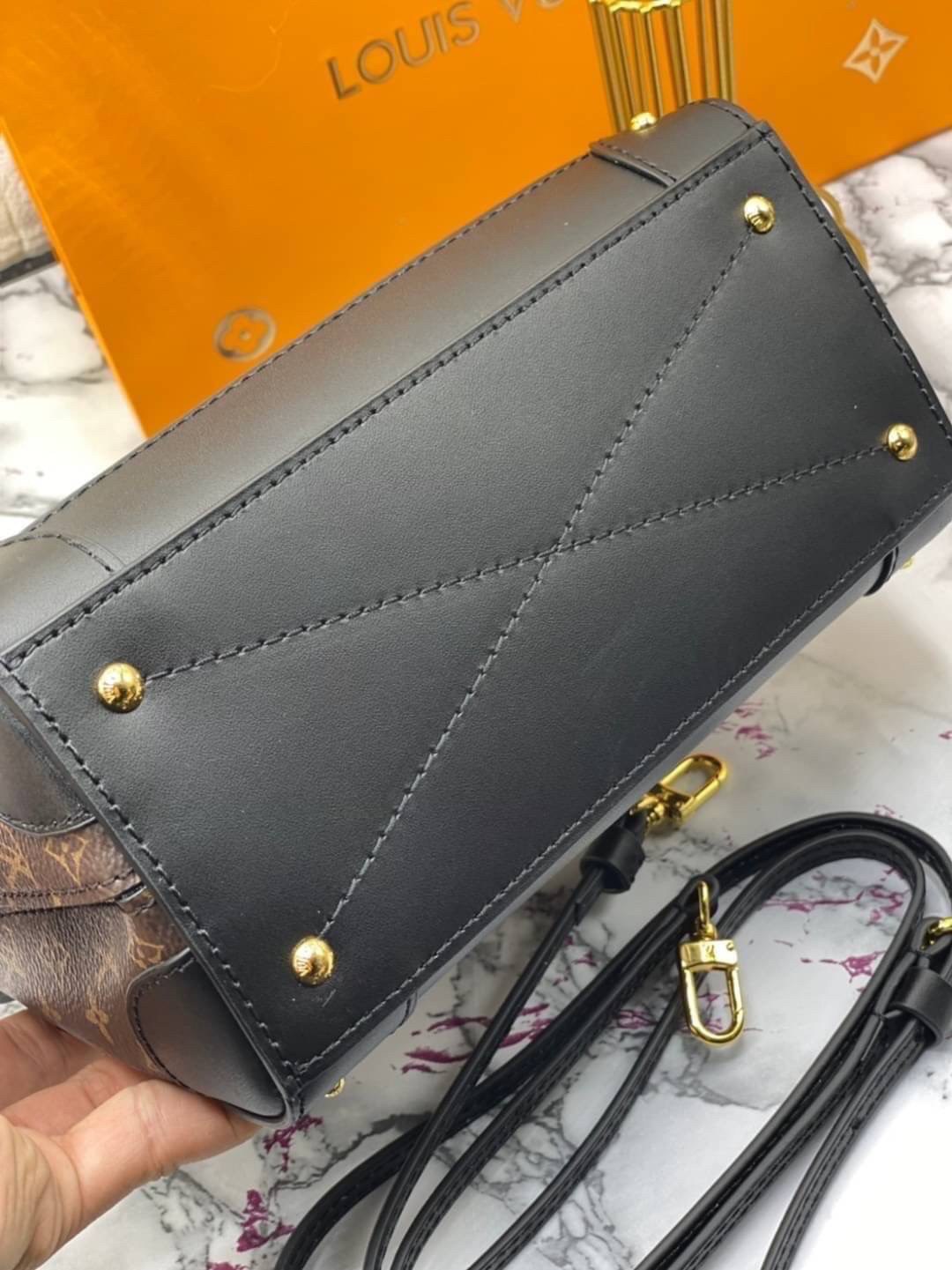 VIP 】หนังแท้ Louis Vuitton TRIANON PM พร้อมส่งที่ไทย งานสวยปังไหมไหว ใบจริงสวยมากกกก ได้สวยก่อนใคร ต้องจัดแล้วจ้า