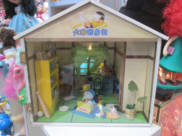 โมเดลบ้านโนบิตะและโดราเอมอน ของแท้จากญี่ปุ่นนะคะ (ของเล่นของสะสมมือสอง)
