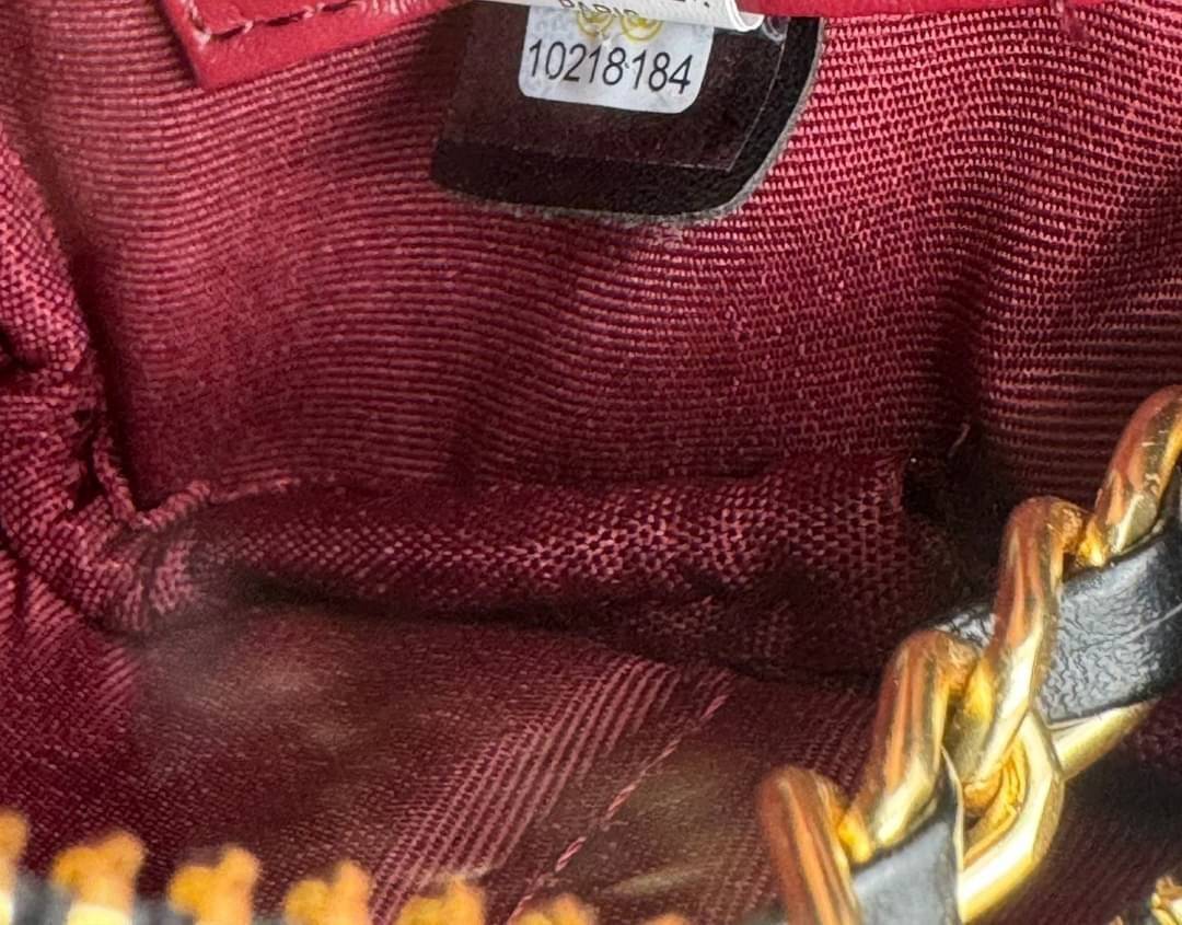 CHANEL 24K Mini Camera Case Bag Fall-Winter 2024/25 กระเป๋าสะพายไซส์มินิ น่ารักน่าใช้ สวยเกินต้านที่สุดกับไอเท็มยอดฮิตที่โดดเด่นเป็นเอกลักษณ์ ที่สาวๆหรือใครๆก็ต้องมีแล้วค่า!!