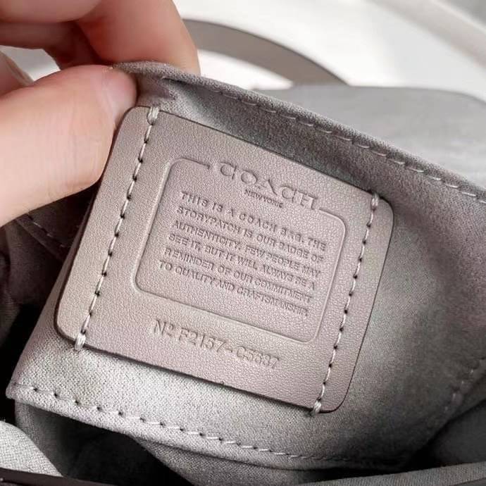 COACH KLEO SHOULDER BAG 17 (COACH C5685 C5687)