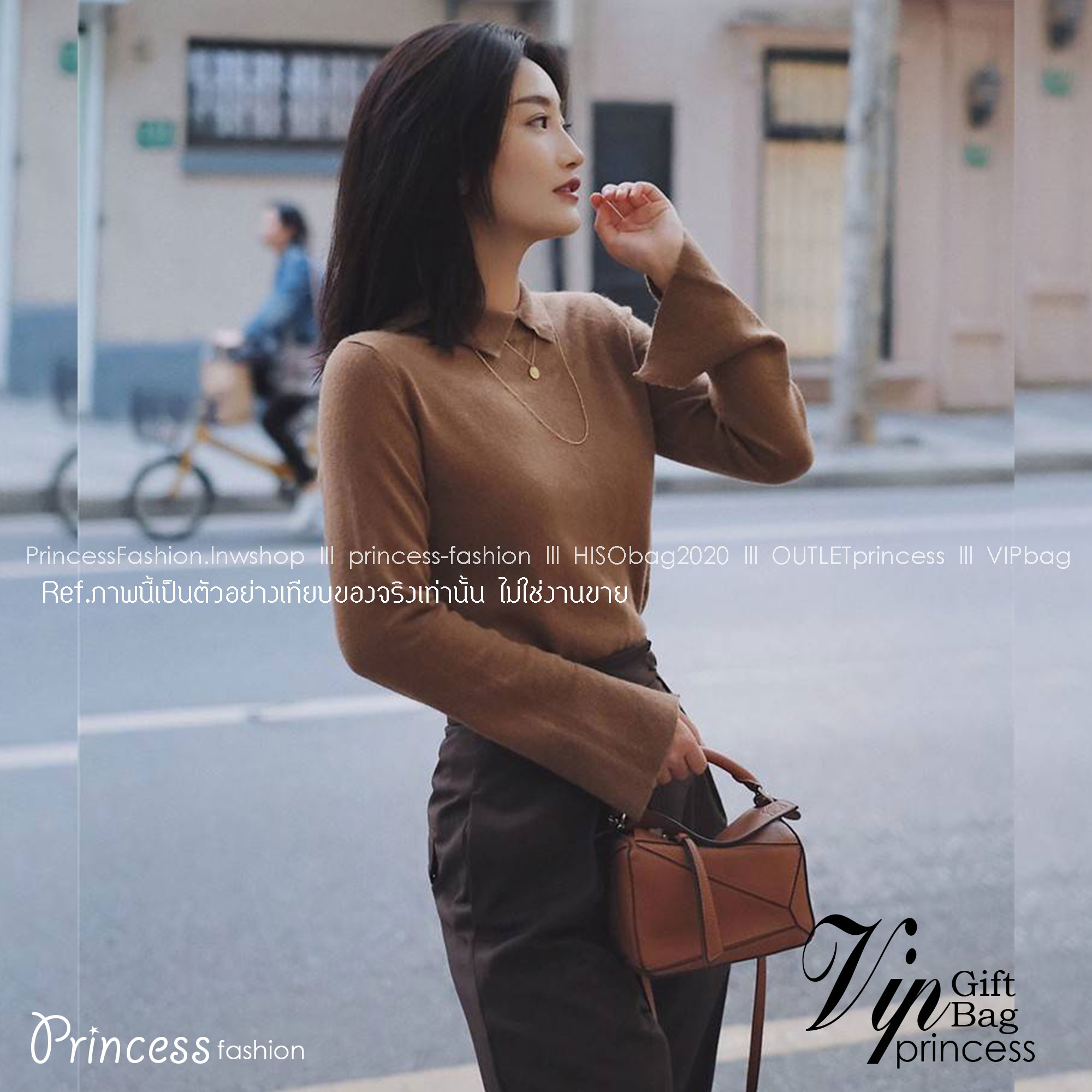 LOEWE MINI PUZZLE BAG IN CLASSIC สุดยอดแบรนด์ที่ดีไซน์เป็นเอกลักษณ์ โดดเด่น สวยหรู กับกระเป๋าสะพายข้างทรงกล่อง ไซส์มินิ สไตล์พัซเซิล ให้ฟีลลิ่งเหมือนตัวต่อคละสี ดูดีได้ทุกที่แค่มีใบนี้