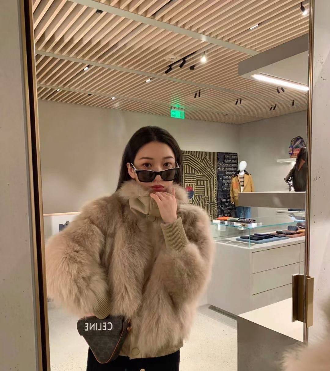 พรีเมี่ยมกิ๊ฟแท้ 100% 】พร้อมส่งที่นี่ที่เดียว VIP gift CELINE IN TRIOMPHE CANVAS TRIANGLE BAG หนังแท้