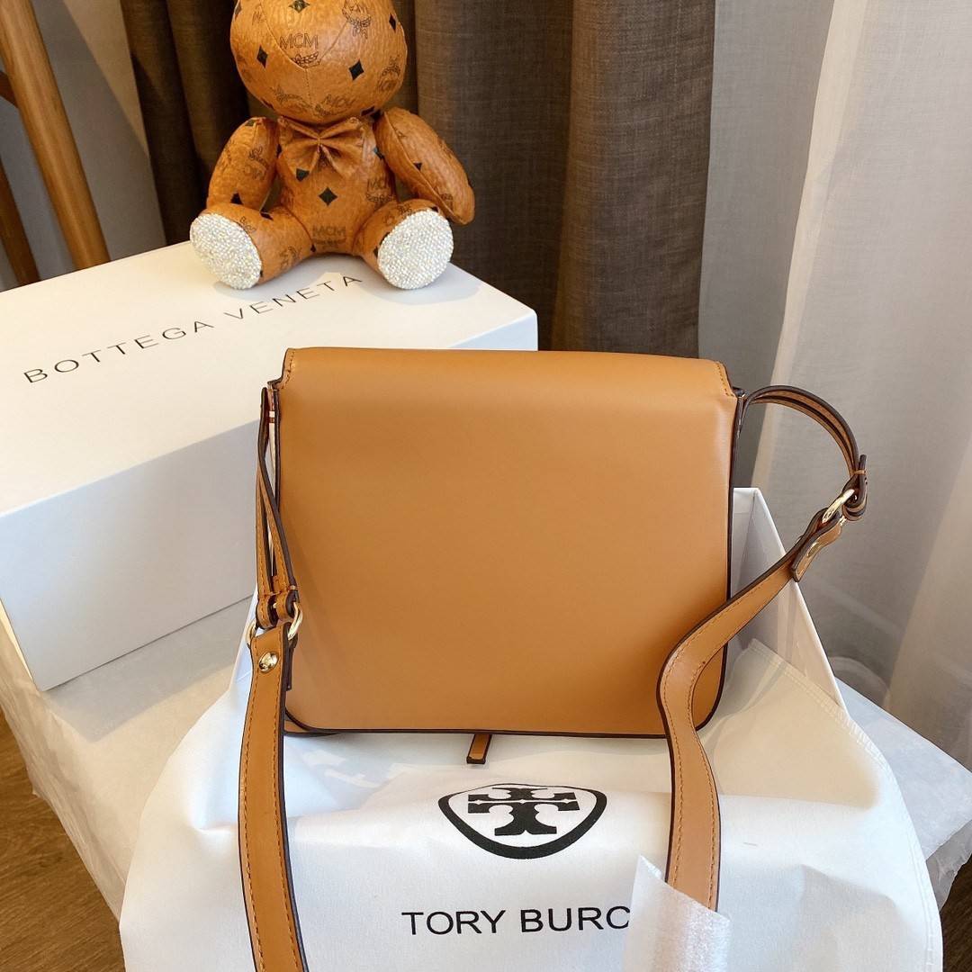 TORY BURCH MILLER CLEAR PRINTED CROSSBODY กระเป๋าสะพายข้าง ไซส์กำลังน่ารัก ด้านหน้าปริ้นลายสวย