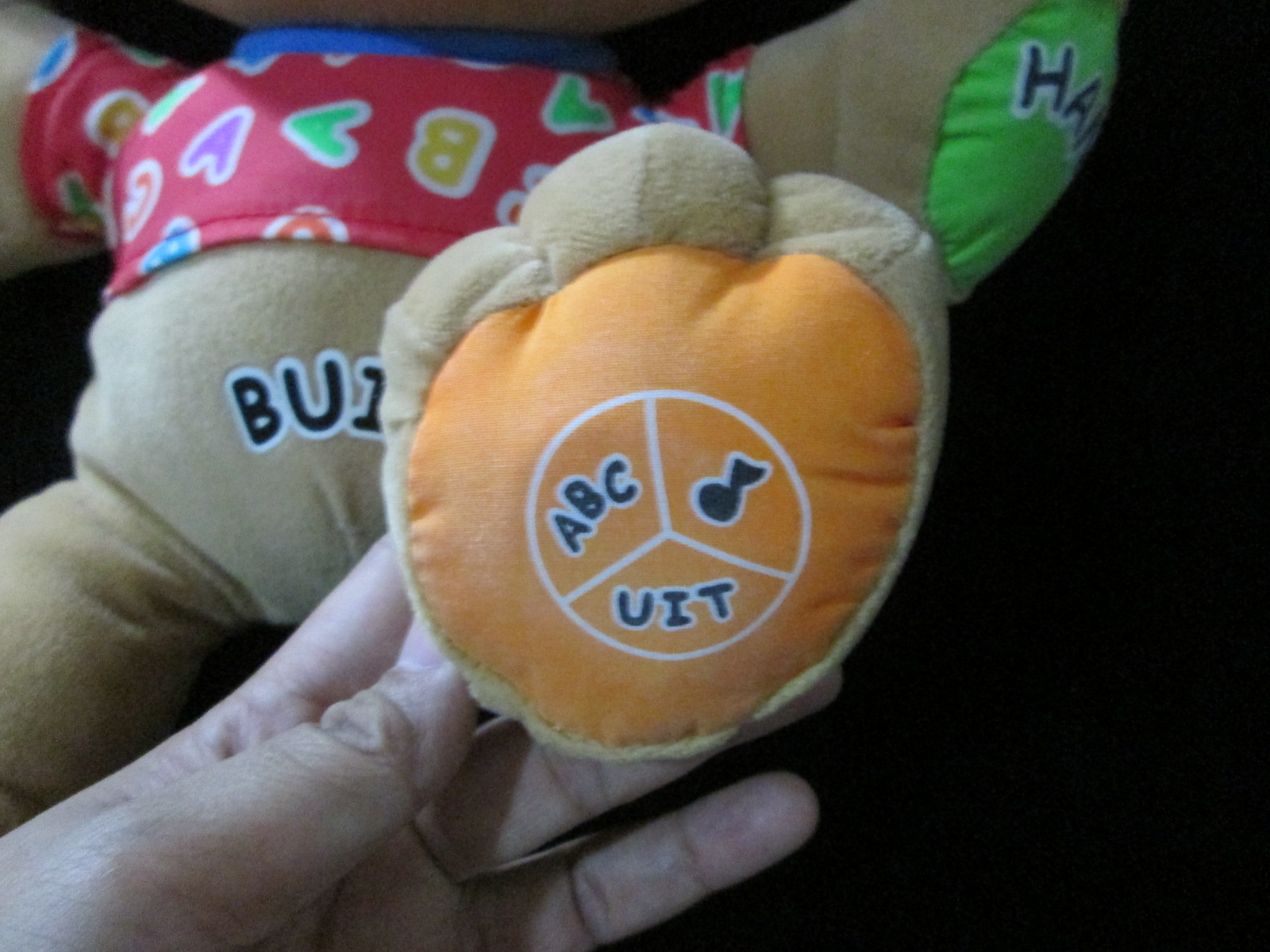 Fisher-Price Laugh & Learn Love to Play Puppy - Dutch ตุ๊กตามีเสียง พูดได้ สอนภาษา (ของเล่นมือสอง)