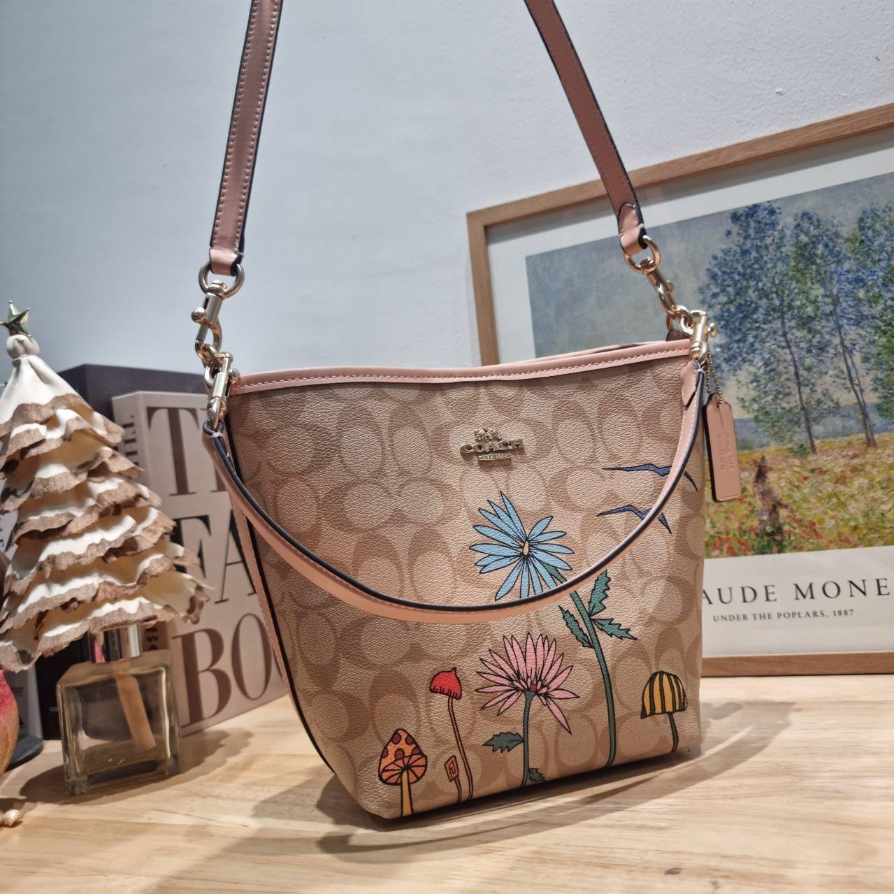 CU394 COACH x OBSERVED BY US CITY BUCKET BAG IN SIGNATURE CANVAS กระเป๋าทรงบัคเก็ต ดีไซน์ลวดลายดอกไม้น่ารักน่าใช้ เกรดท็อปออริ 1:1 สลับแท้