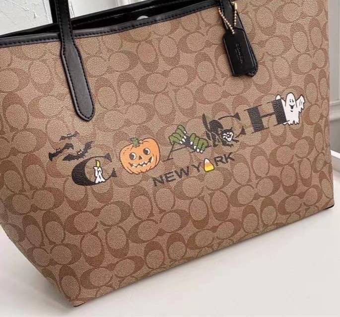 COACH CITY TOTE IN SIGNATURE CANVAS WITH HALLOWEEN (C5714)