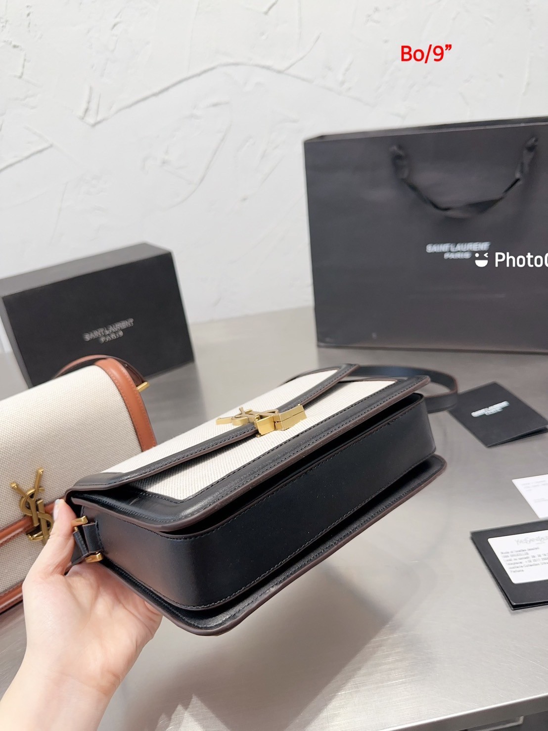 Medium Solferino Ysl-plaque Canvas Canvas Crossbody Bag 9" / YSL SOLFERINO BAG / YSL BAG พร้อมส่งที่ไทย กระเป๋าสพายรุ่นฮิต ทรงสี่เหลี่ยมหนังสวยหรูอยู่ทรง เปิดปิดด้วยฝาปิดโลโก้แบรนด์อะไหล่ทอง