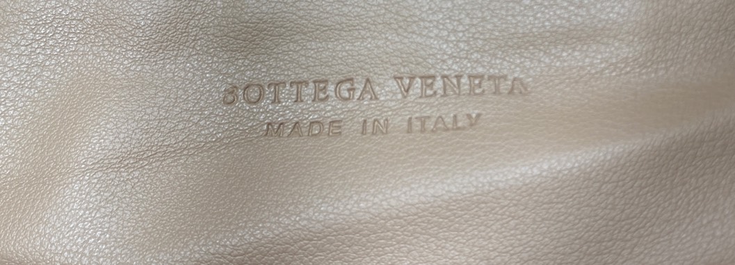 BOTTEGA Large Hop Shoulder Bag 48cm / BOTTEGA Hobo Bag กระเป๋าสะพายไหล่ใบใหญ่ จุของได้เยอะมาก ดีไซส์สานเป็นเอกลักษณ์สวยงาม