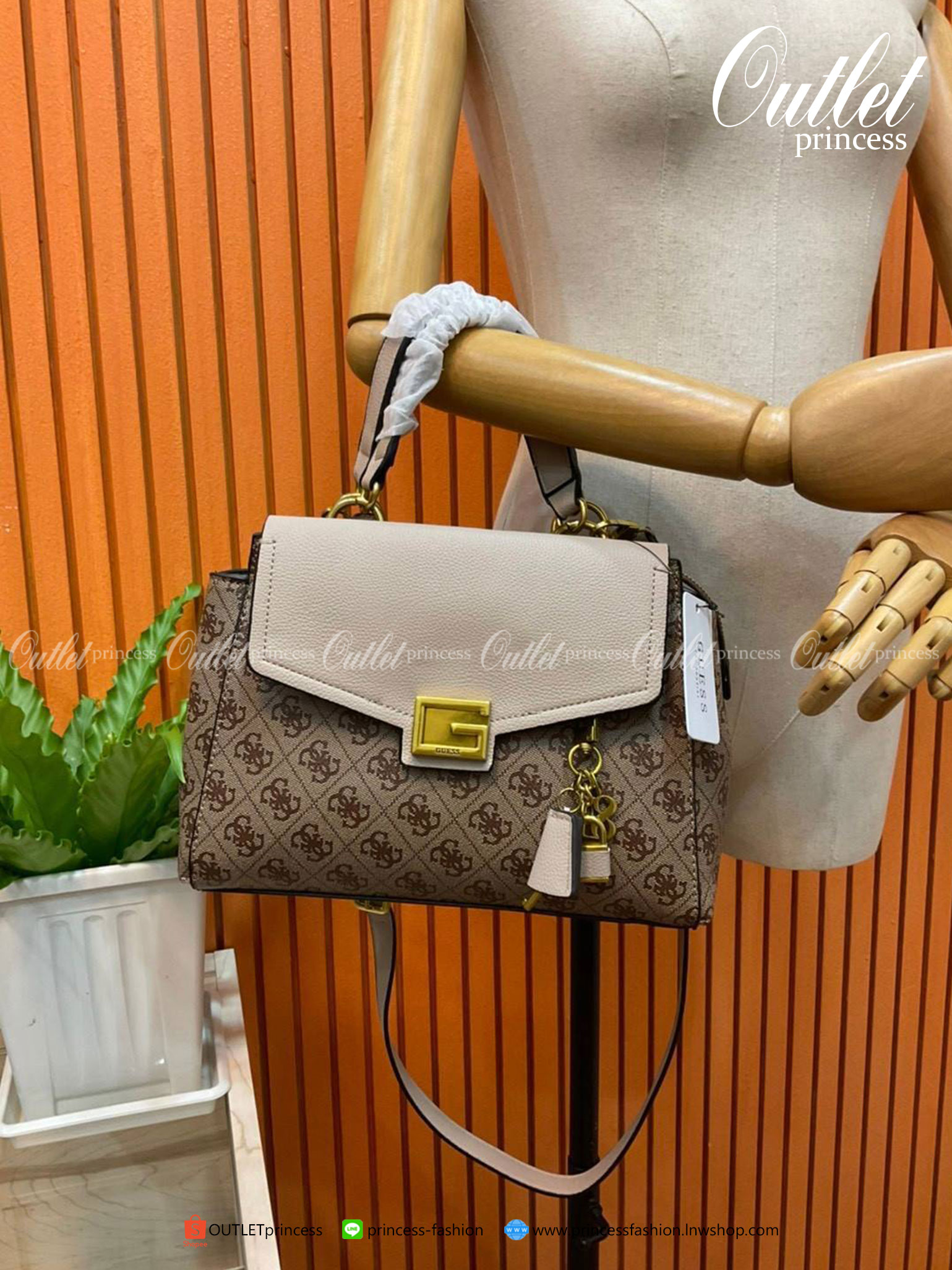 ของแท้ 100% NEW ARRIVAL!!! GUESS FACTORY VALY GIRFRIEND SATCHEL BAG กระเป๋าถือหรือสะพายรุ่นใหม่ล่าสุด Latte