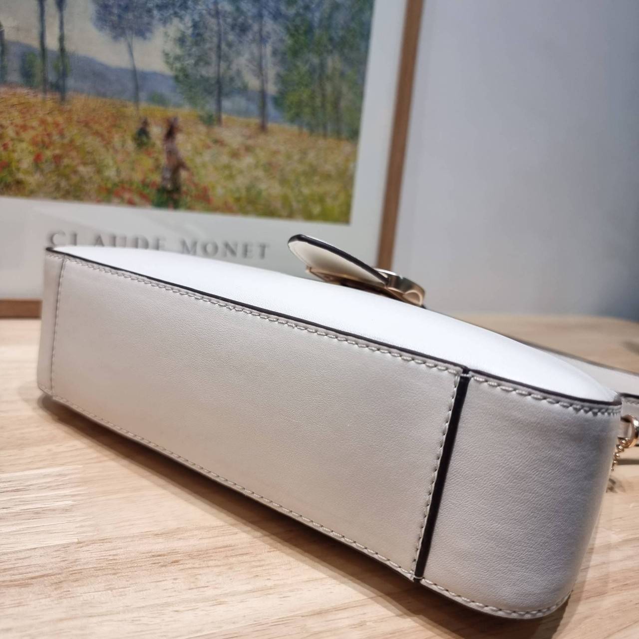 COACH ELIZA SHOULDER BAG IN SIGNATURE CANVAS CR532 / CR533 กระเป๋าสะพายไหล่ทรงโฮโบสุดหรู ดีไซน์โลโก้แบบใหม่สวยเด่น เกรดท็อปออริ เกรดดีสุด สลับแท้ 1:1 ใช้ต่างประเทศได้