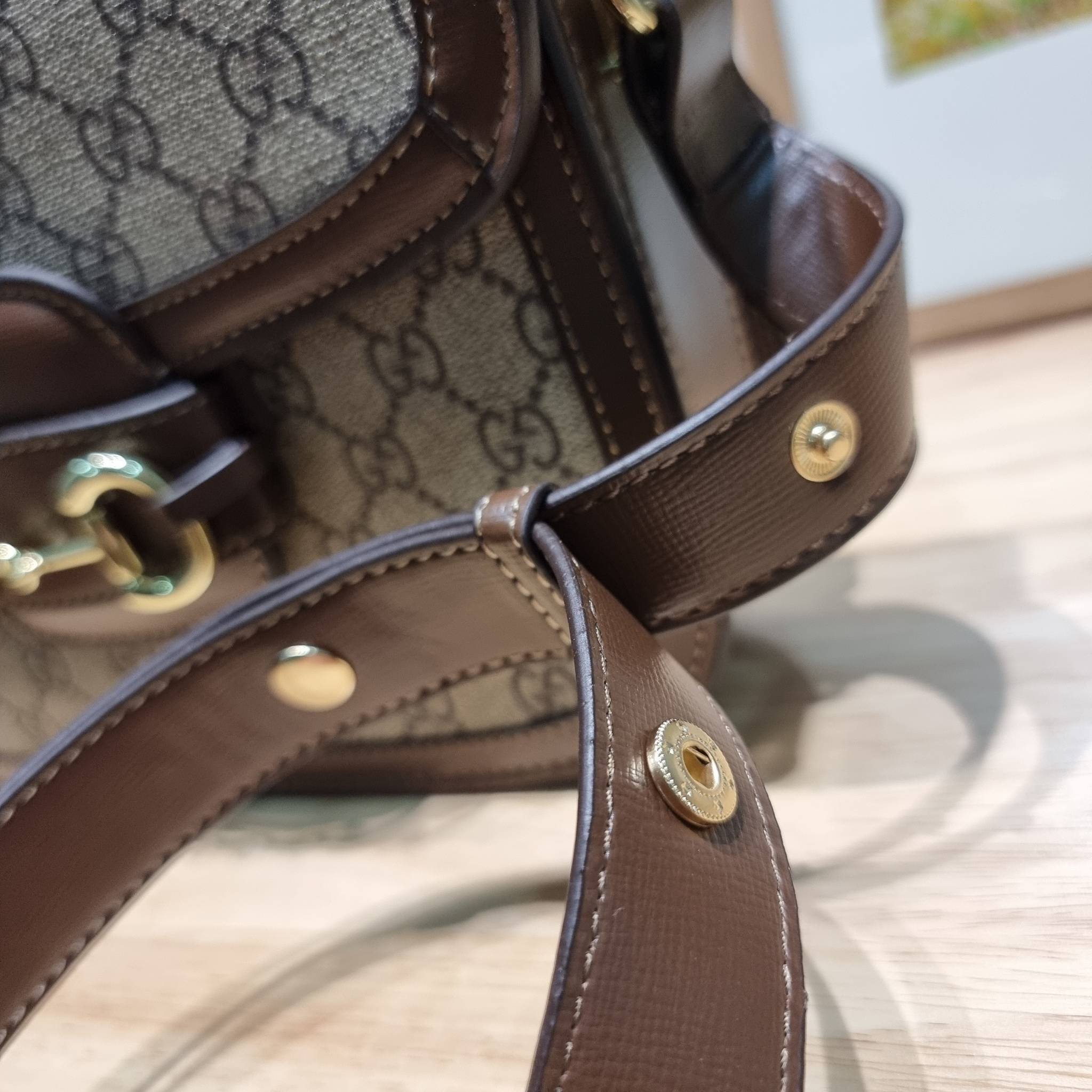 Gucci horsebit 1955 shoulder bag / GUCCI BAG พร้อมส่ง 5 สี กระเป๋าสะพายไหล่/สะพายข้างทรงคลาสสิค สวยผู้ดี ดารา เซเลปใช้กันเพียบ สวยอยู่ทรง มากี่รอบก็ไม่เคยพอ!! รุ่นเด็ดสุด!! ฮ็อตสุด!! ให้สิบว้าวไปเลย