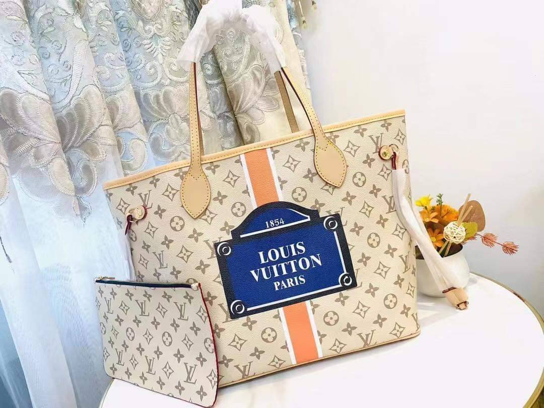 LV Neverfull MM Monogram Empreinte / LV Tote Bag ดีไซน์สีใหม่ พร้อมใบเล็ก สีสันโดดเด่นไม่ซ้ำใคร แต่งแต้มลงบนกระเป๋าสร้างดีเทลให้ดูมีมูลค่าเพิ่มขึ้น อัพลุคได้เลย