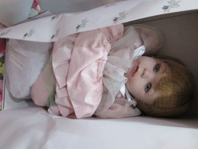 Adora Glinda The Good Witch Wizard of OZ 20" Baby Doll, 75th Anniversary ของใหม่แท้ พร้อมกล่องค่ะ