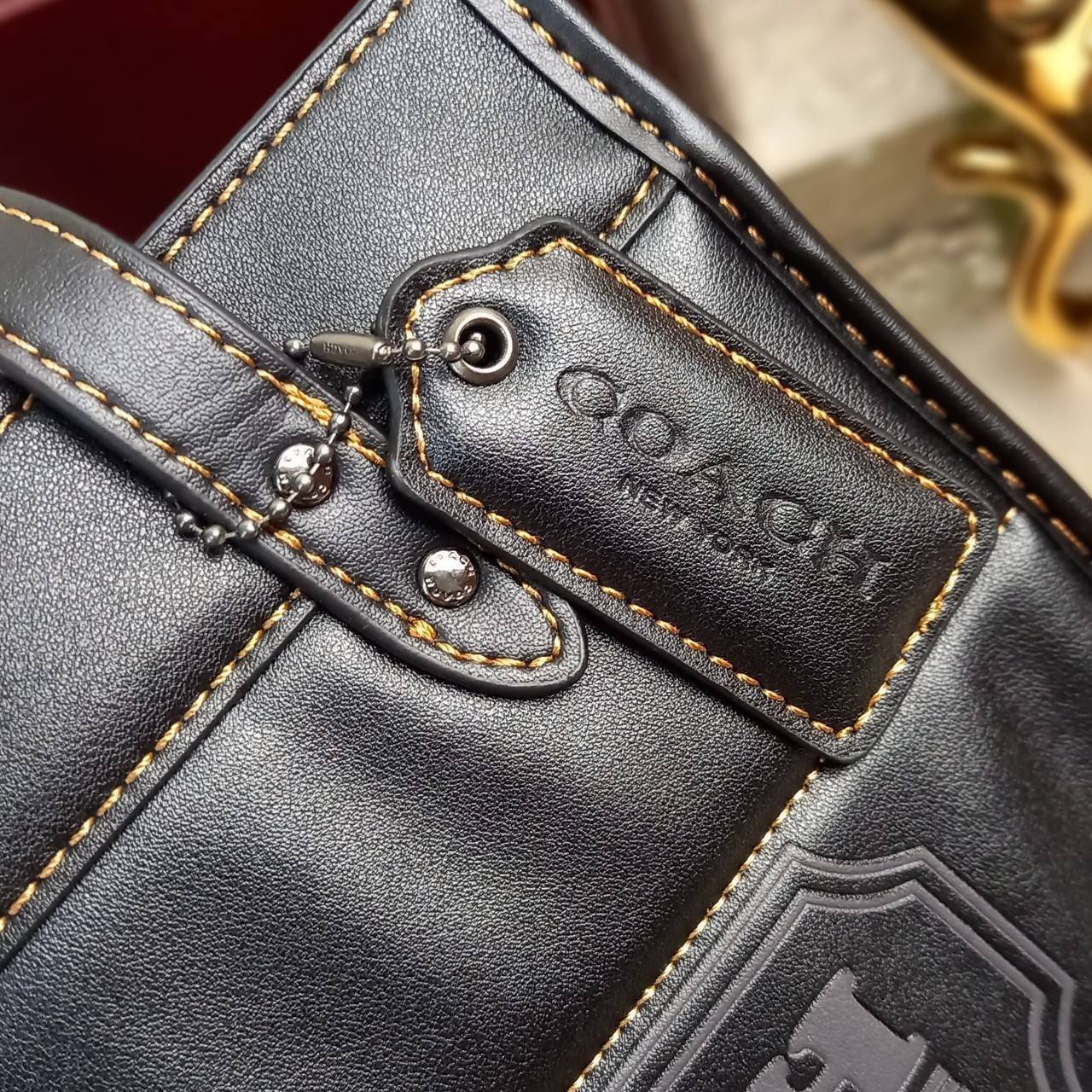 COACH CASUAL STYLE STREET STYLE 2WAY PLAIN LEATHER ELEGANT STYLE (C6958 C6852) 🌺 ที่สุด! ของที่สุด!! กระเป๋าถือ กระเป๋าสะพายรูปทรงสุดฮิต สุดคลาสสิค รุ่น UNISEX ที่ชิคๆ สบายๆ ได้ทั้งชายและหญิง// วัสดุหนังแท้ทั้งใบ ตัดเย็บด้วยหนังเนื้อนุ่มพิเศษ หนา 