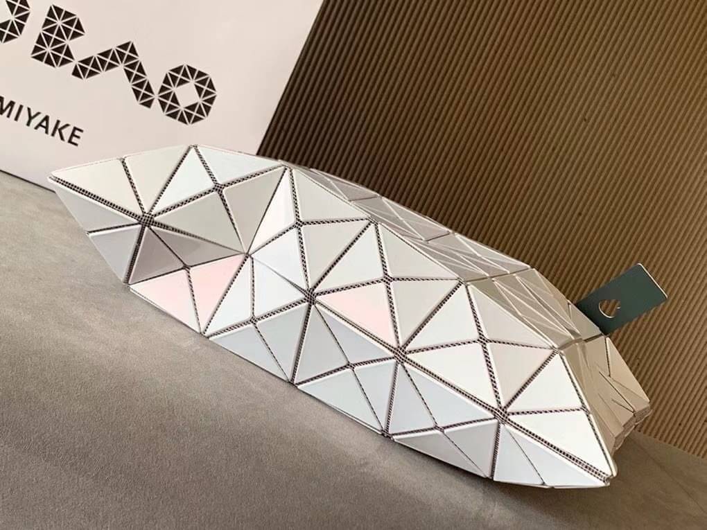 Vip 】ISSEY MIYAKE BAOBAO [white]