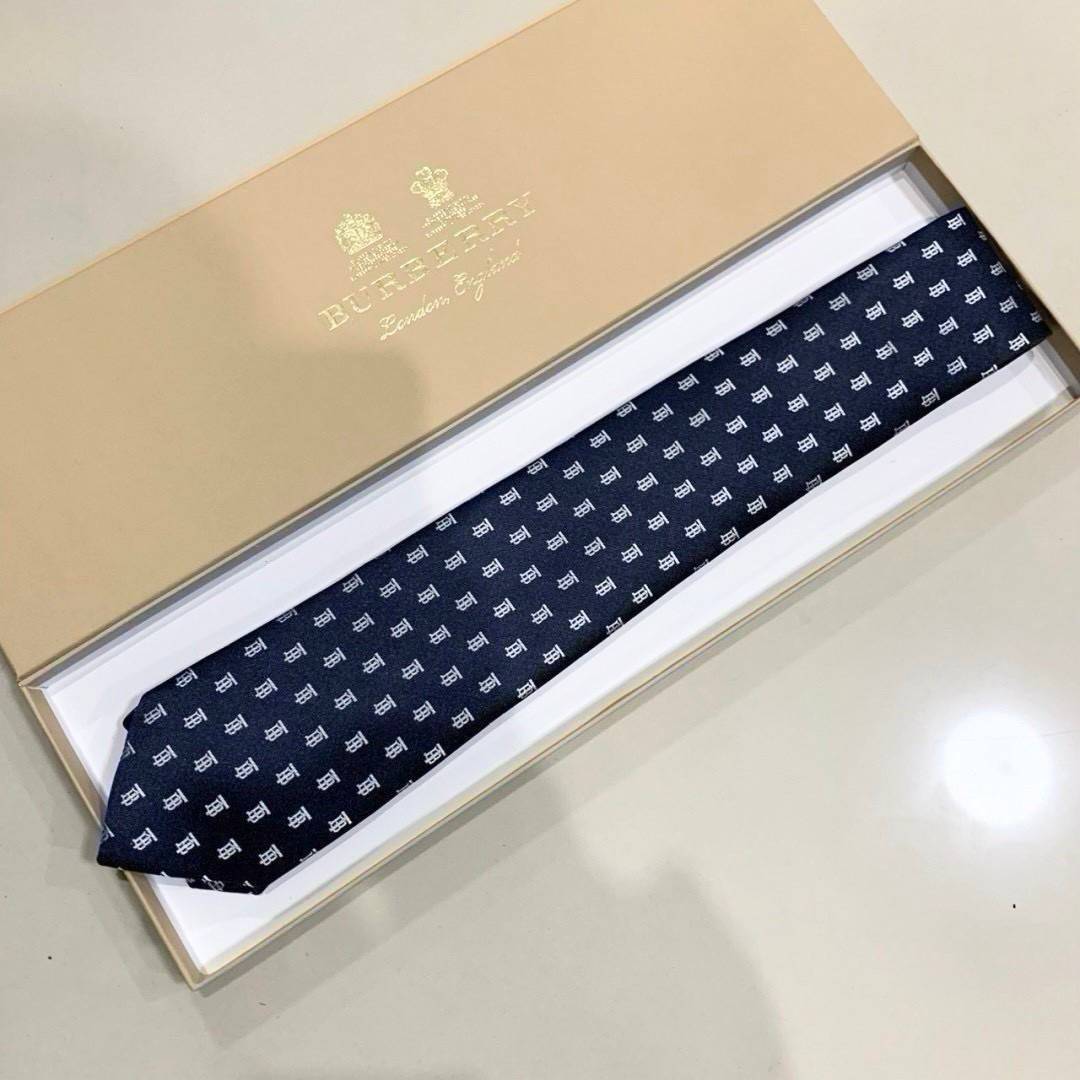 TOP ORI | BURBERRY NECKTIE THE BEST QUALITY Check Silk Tie เกรดเทียบแท้เทพดีสุด เนคไทแบรนด์เนมเบอร์เบอรี่ ผ้าไหมอิตาลี่ทอละเอียดปราณีตทุกเส้นทำมือสวยคมชัด
