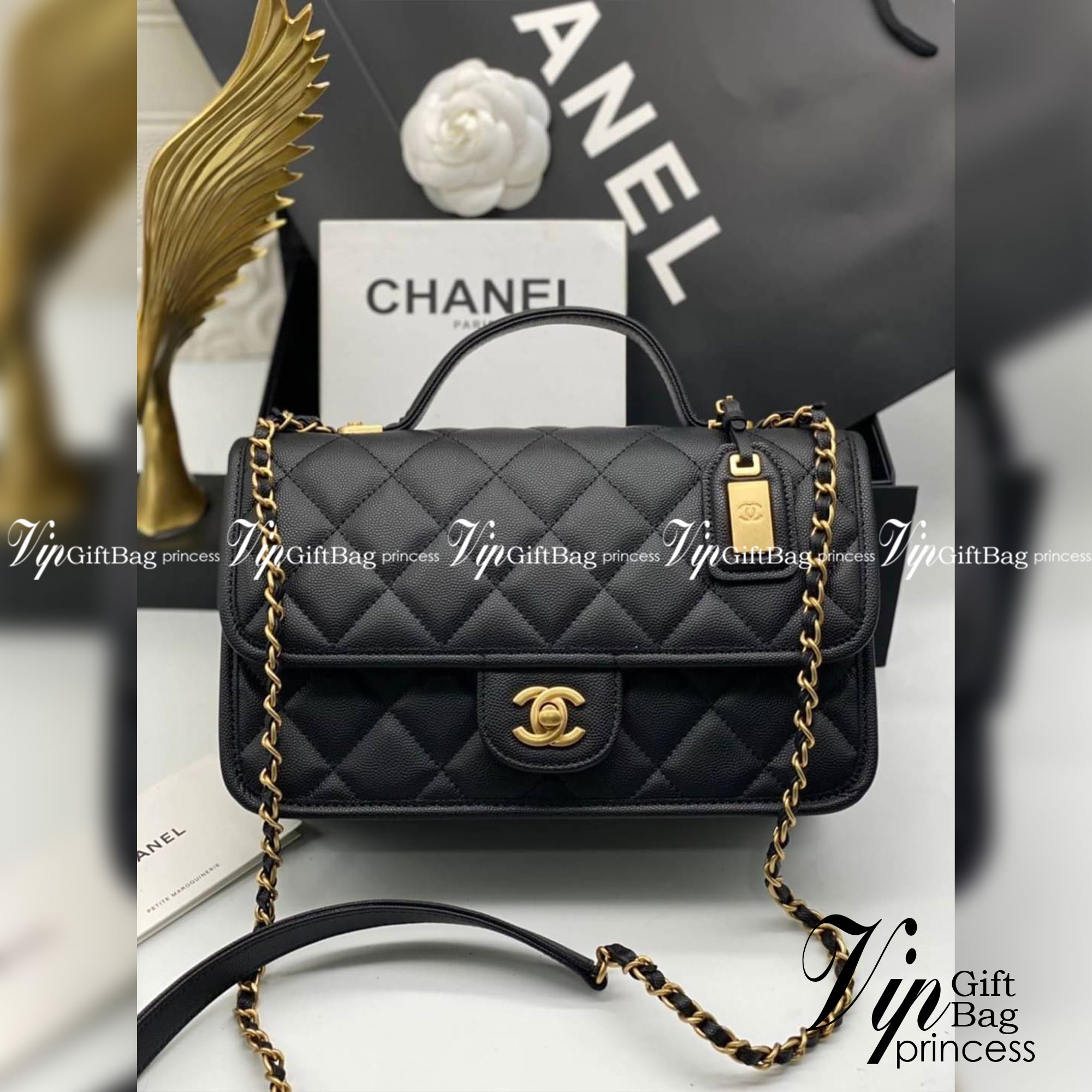 Chanel Handle Flap bag / Chanel caviar Quilted Medium Sweet Classic handle Flap bag เกรดออริจินอล กระเป๋าสะพายทรงเหลี่ยมมาใหม่ พร้อมหูหิ้วด้านบน งานหนังสวยมาก